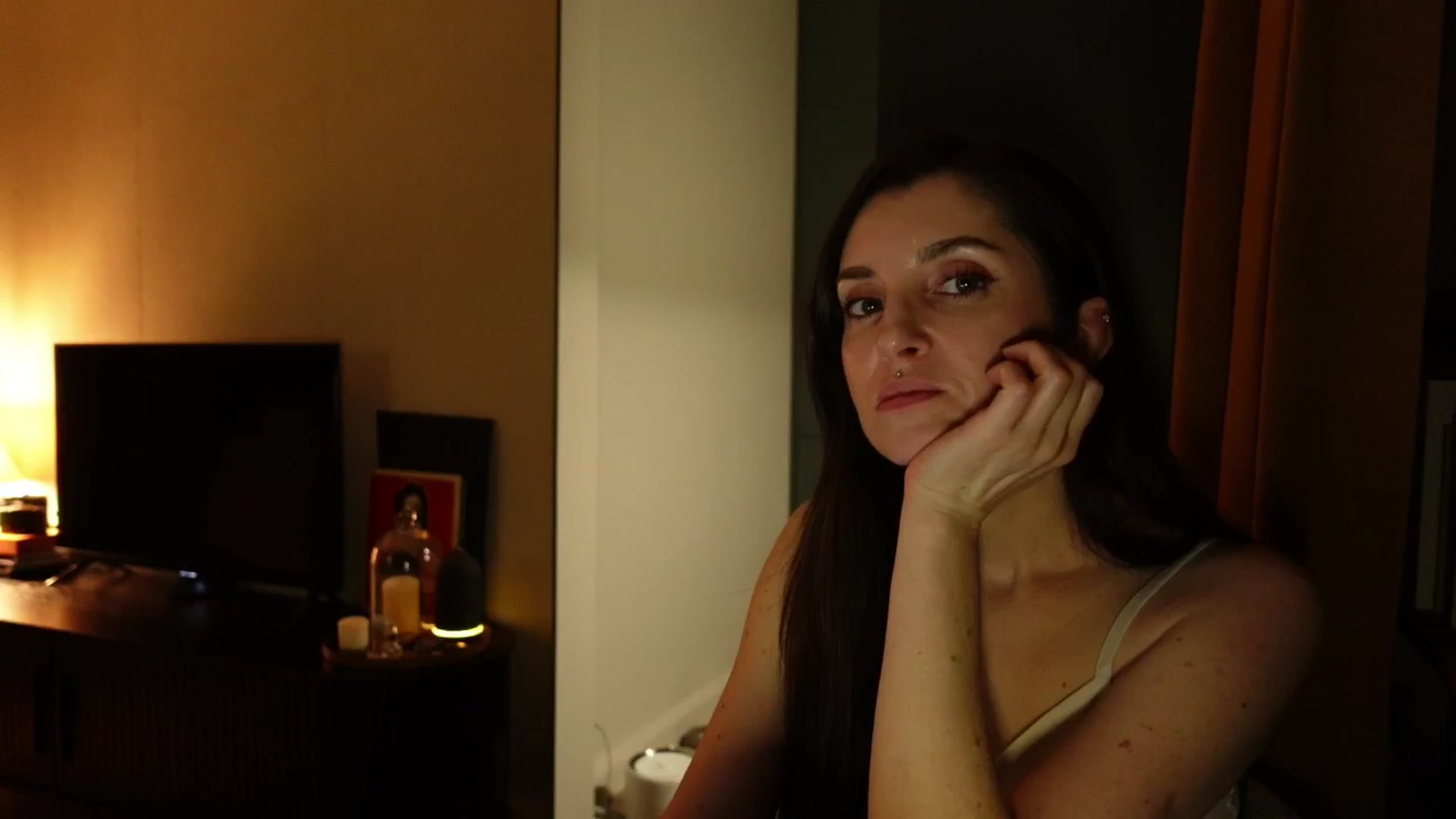 Gallery image thumbnail from Who_The's myfreecams stream on, 03/18/2026, 24:27 image 14 of 20