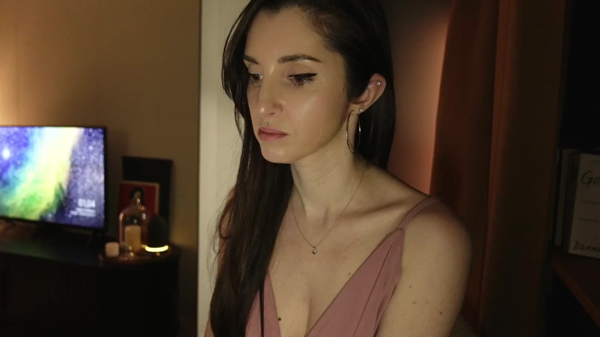Gallery image thumbnail from Who_The's myfreecams stream on, 03/20/2026, 24:01 image 9 of 20