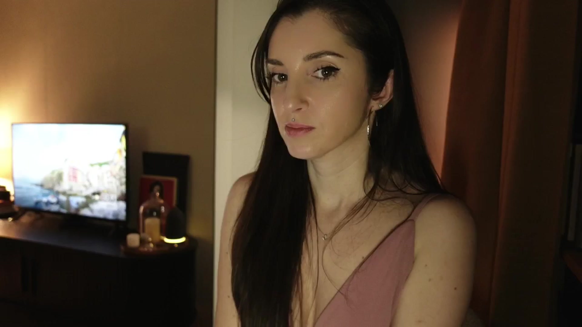 Gallery image thumbnail from Who_The's myfreecams stream on, 03/20/2026, 24:01 image 4 of 20