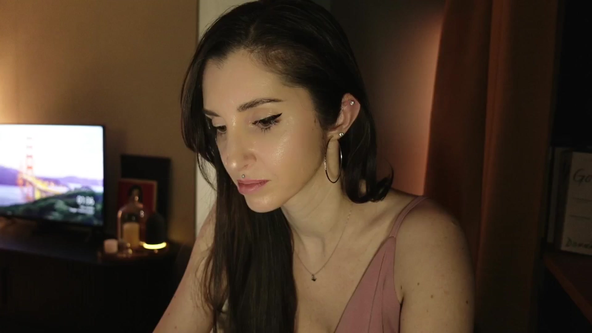 Gallery image thumbnail from Who_The's myfreecams stream on, 03/20/2026, 01:01 image 3 of 20