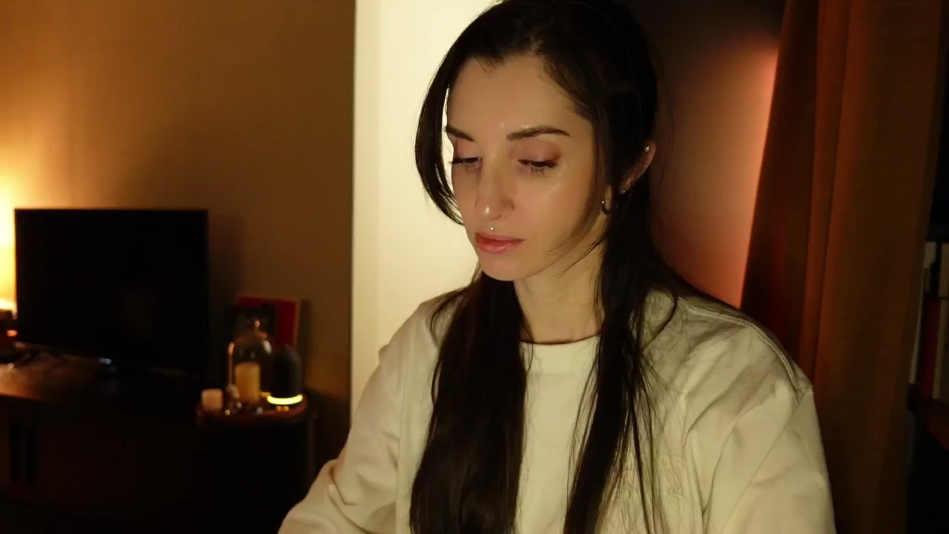 Gallery image thumbnail from Who_The's myfreecams stream on, 03/29/2026, 01:40 image 4 of 20