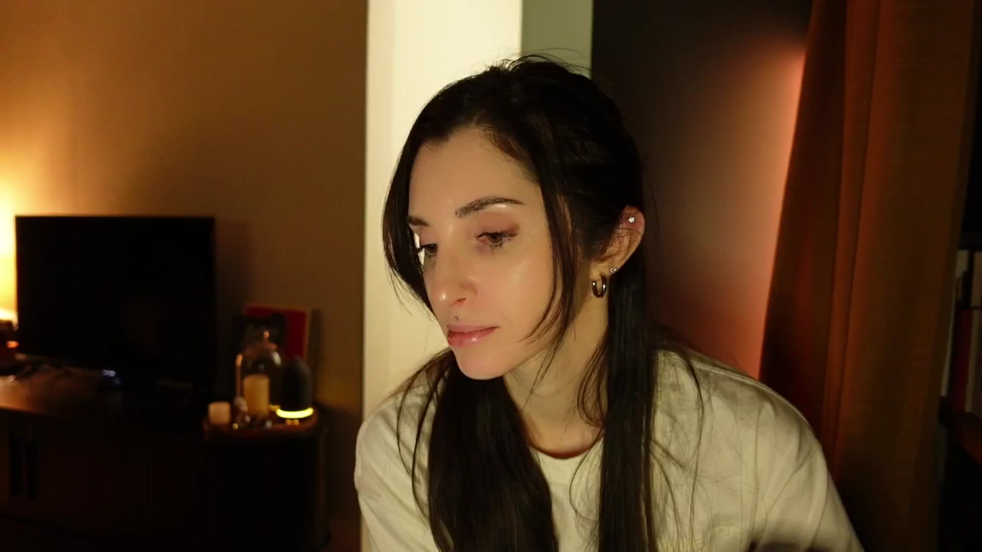 Gallery image thumbnail from Who_The's myfreecams stream on, 03/29/2026, 01:40 image 8 of 20