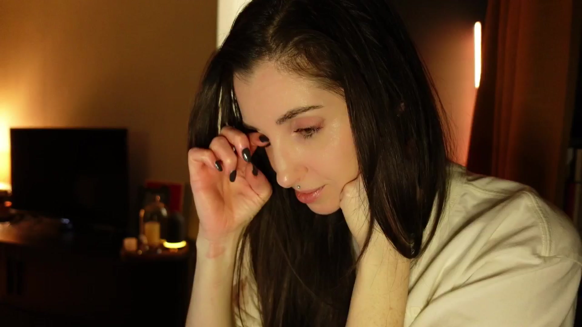 Gallery image thumbnail from Who_The's myfreecams stream on, 03/29/2026, 01:40 image 17 of 20