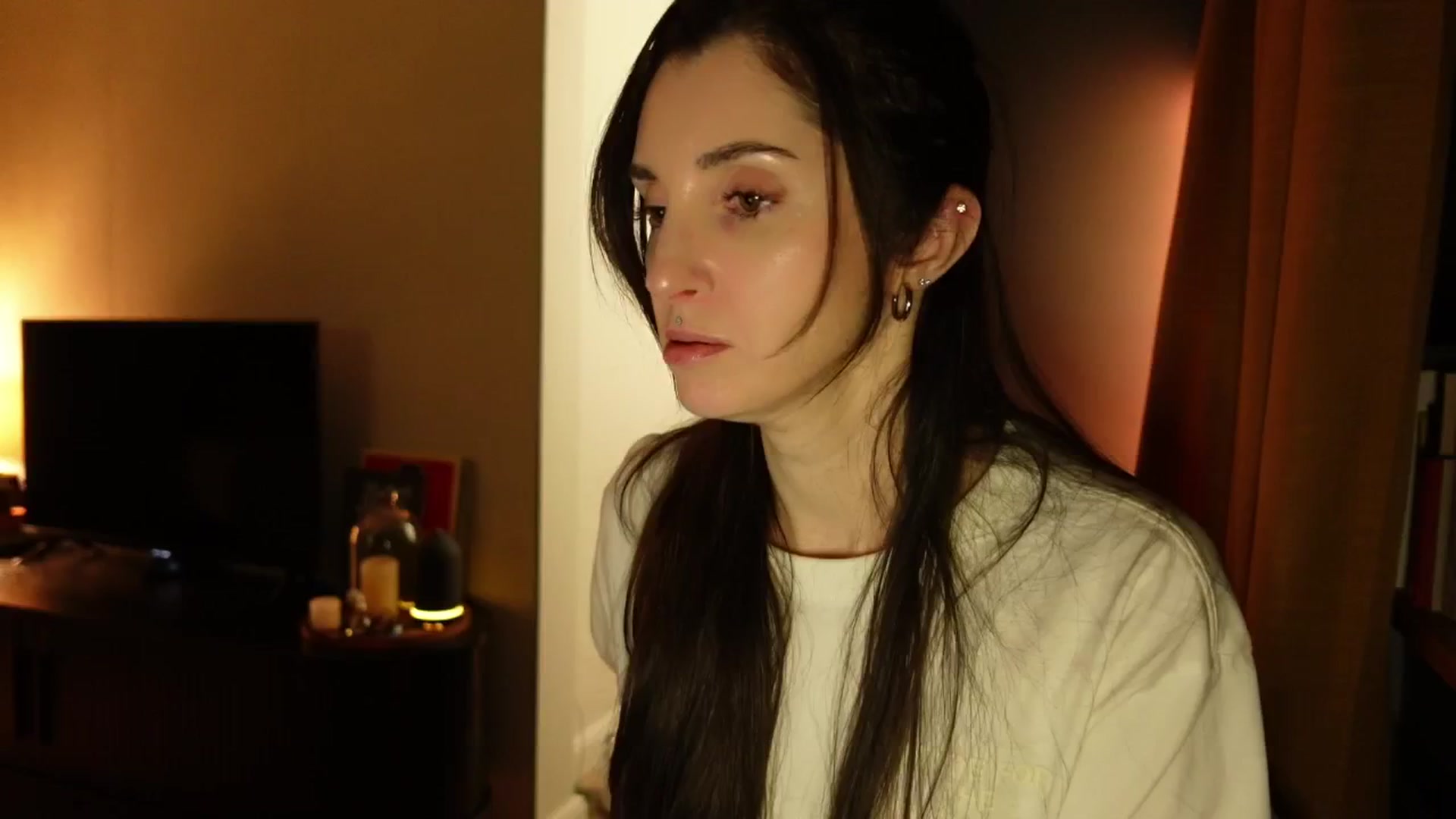 Gallery image thumbnail from Who_The's myfreecams stream on, 03/29/2026, 01:40 image 5 of 20