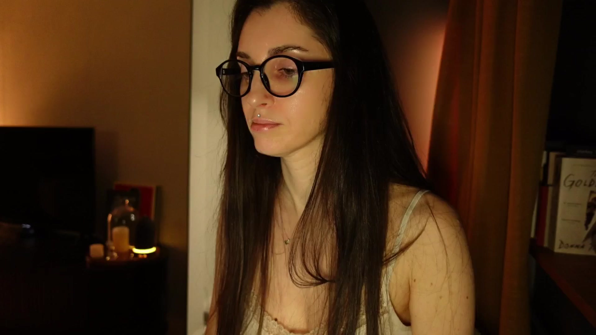 Gallery image thumbnail from Who_The's myfreecams stream on, 03/29/2026, 23:41 image 16 of 20