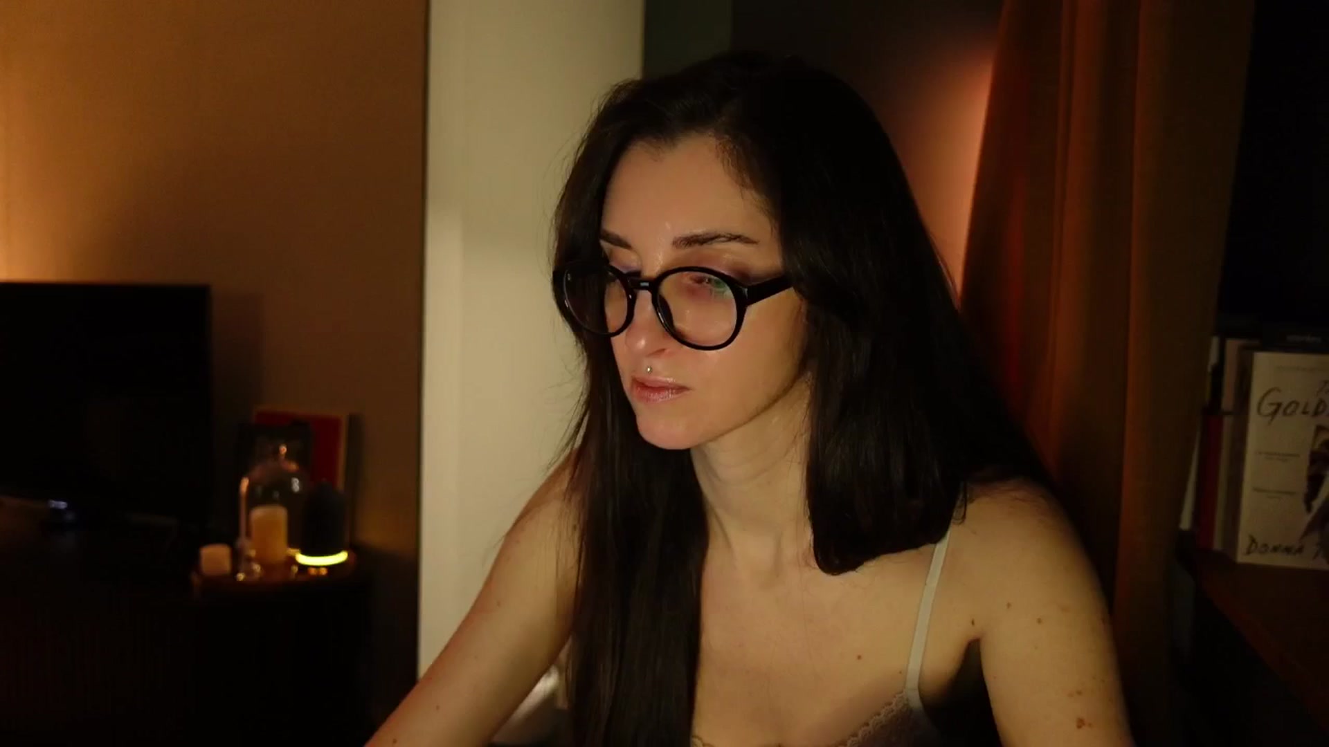 Gallery image thumbnail from Who_The's myfreecams stream on, 03/29/2026, 23:41 image 5 of 20