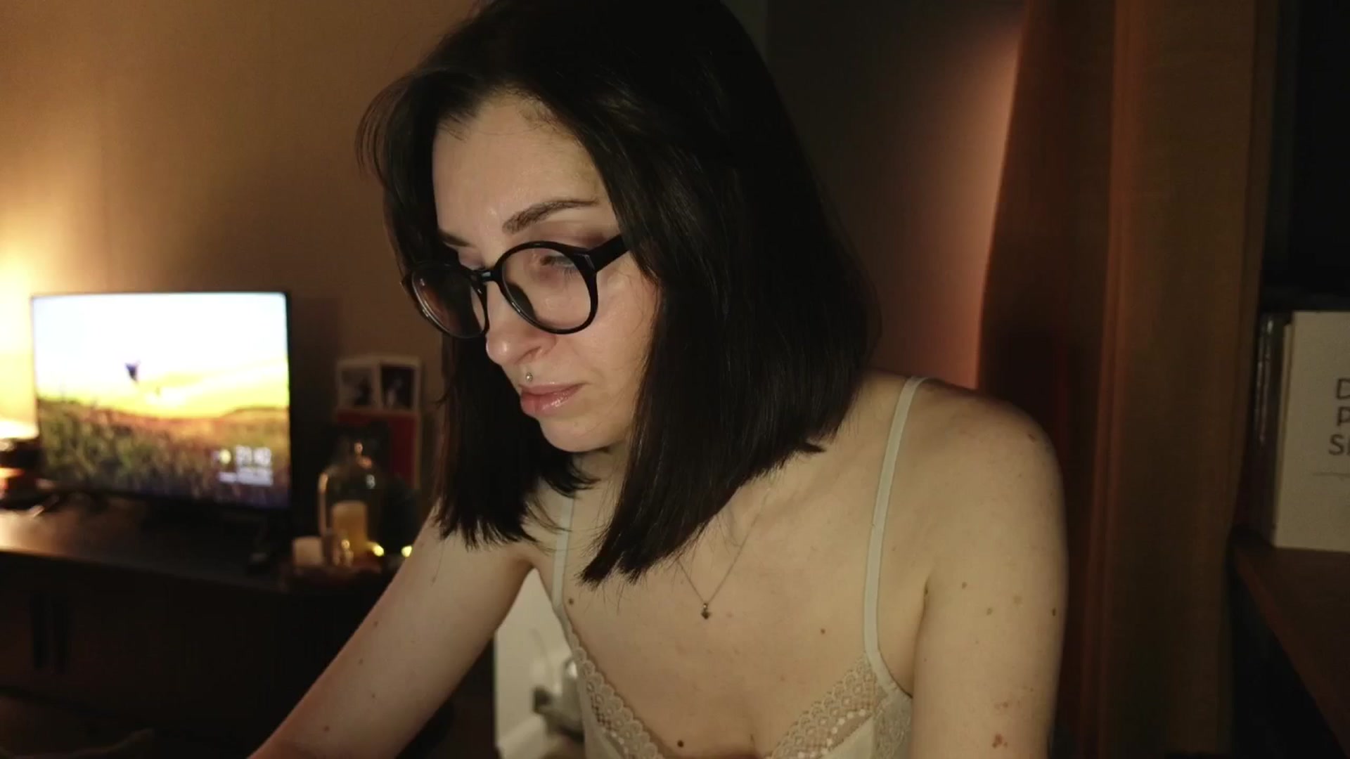Gallery image thumbnail from Who_The's myfreecams stream on, 04/11/2026, 19:55 image 3 of 20