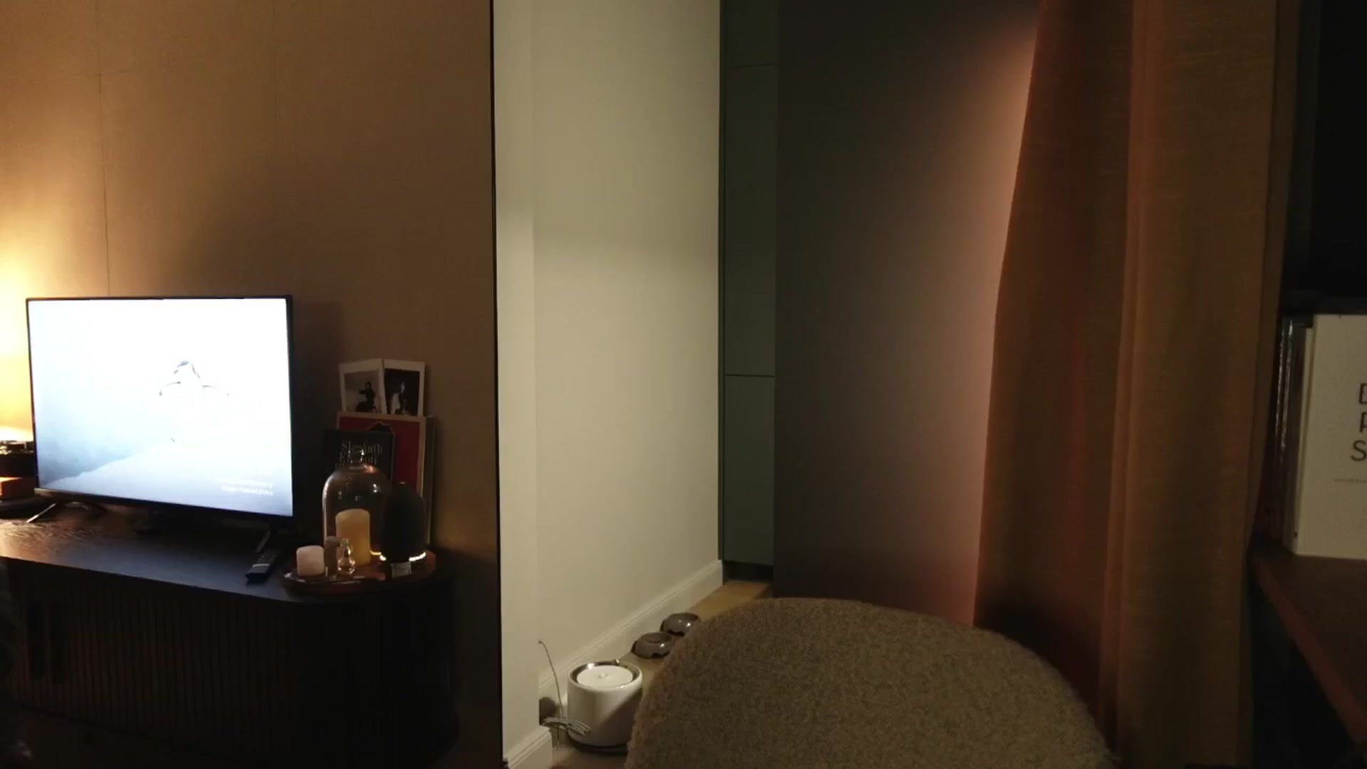 Gallery image thumbnail from Who_The's myfreecams stream on, 04/11/2026, 20:27 image 7 of 20