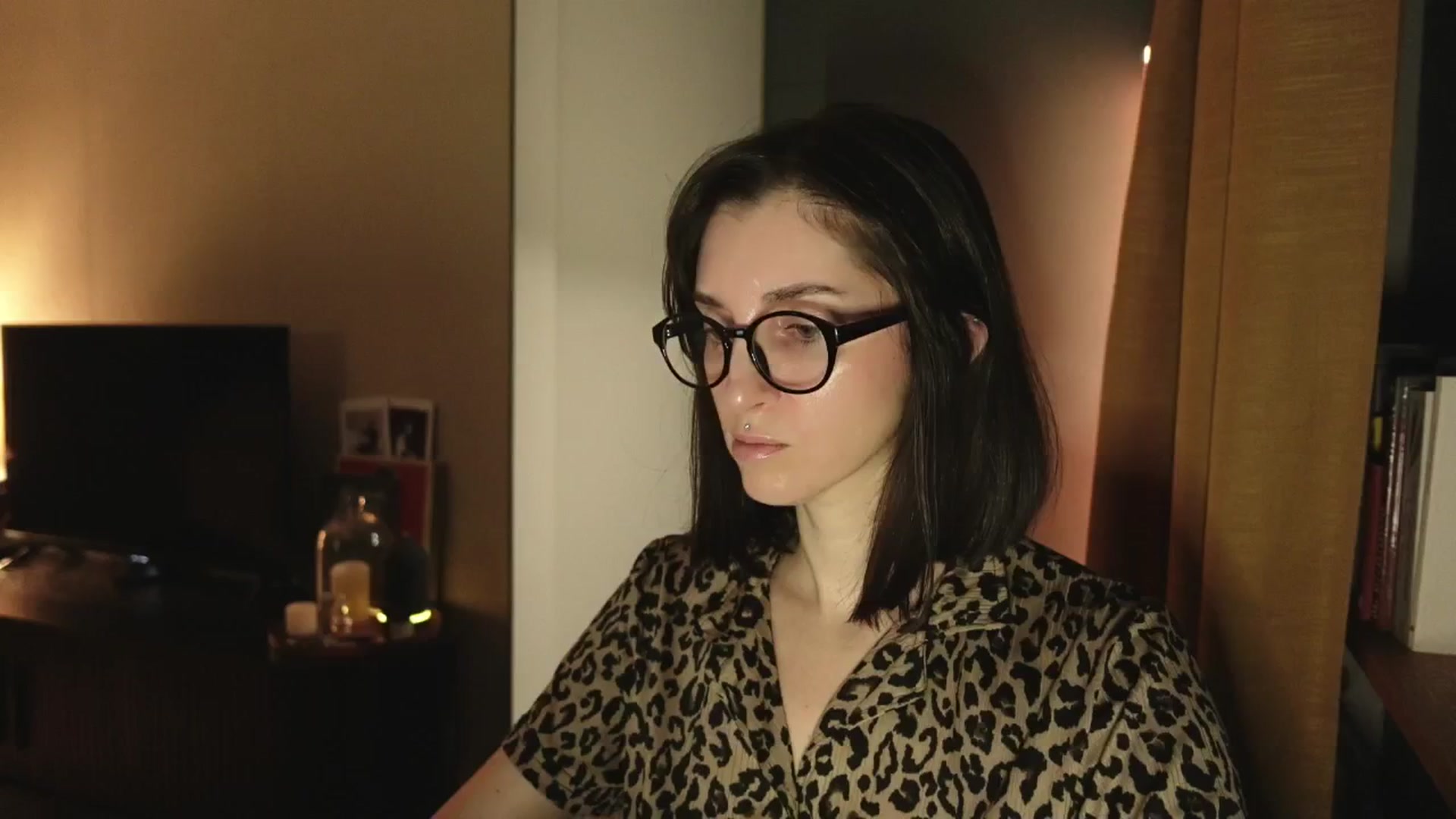 Gallery image thumbnail from Who_The's myfreecams stream on, 04/12/2026, 20:25 image 10 of 20