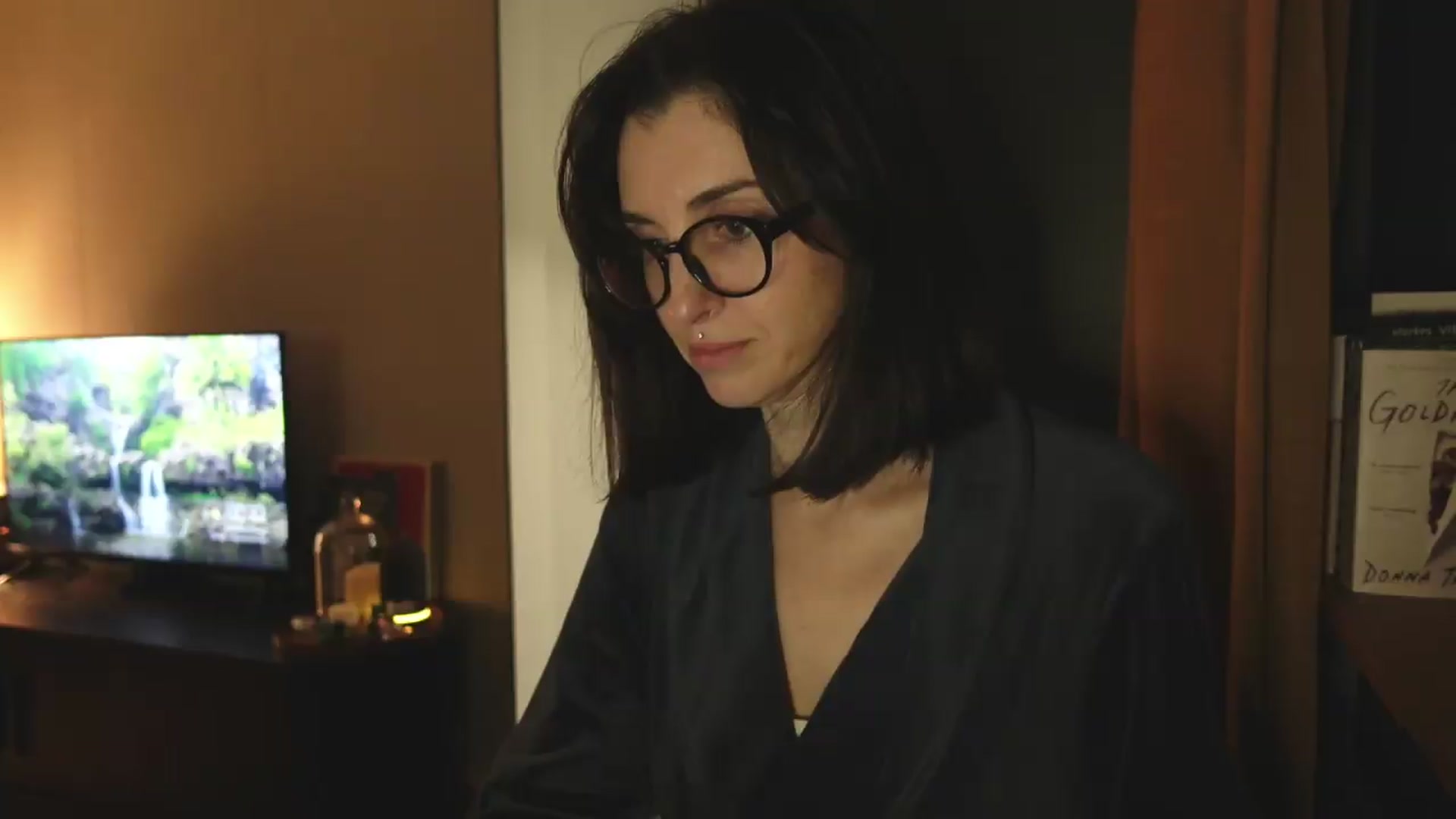 Gallery image thumbnail from Who_The's myfreecams stream on, 05/08/2026, 22:45 image 11 of 20