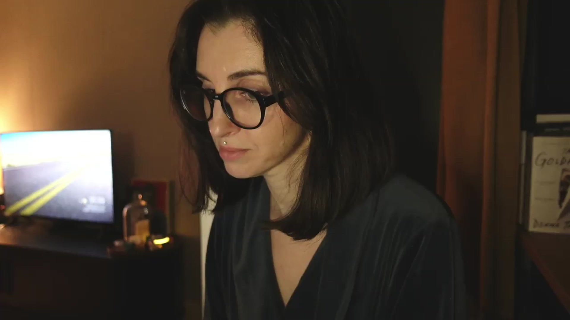 Gallery image thumbnail from Who_The's myfreecams stream on, 05/08/2026, 22:45 image 16 of 20