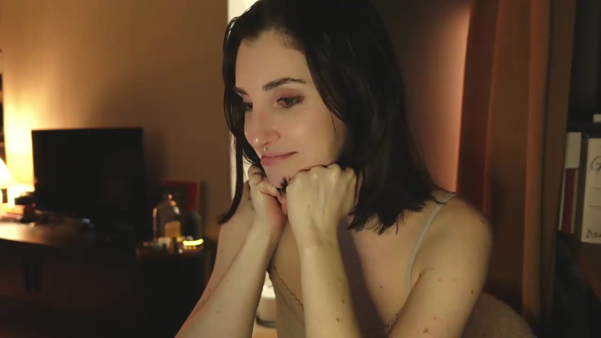 Gallery image thumbnail from Who_The's myfreecams stream on, 05/09/2026, 23:34 image 16 of 20