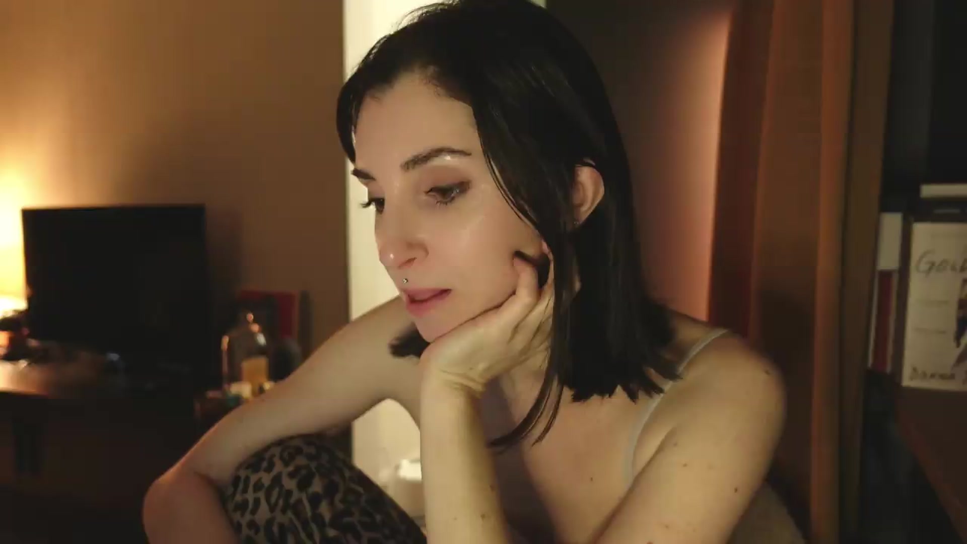 Gallery image thumbnail from Who_The's myfreecams stream on, 05/09/2026, 23:34 image 5 of 20