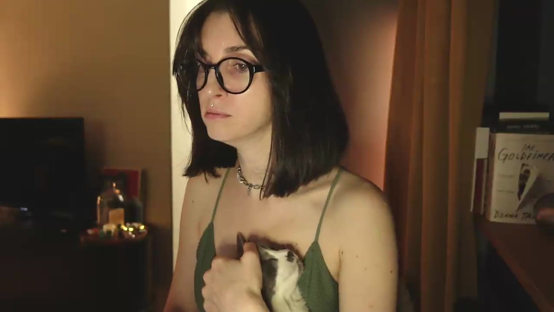 Gallery image thumbnail from Who_The's myfreecams stream on, 05/10/2026, 21:45 image 18 of 20