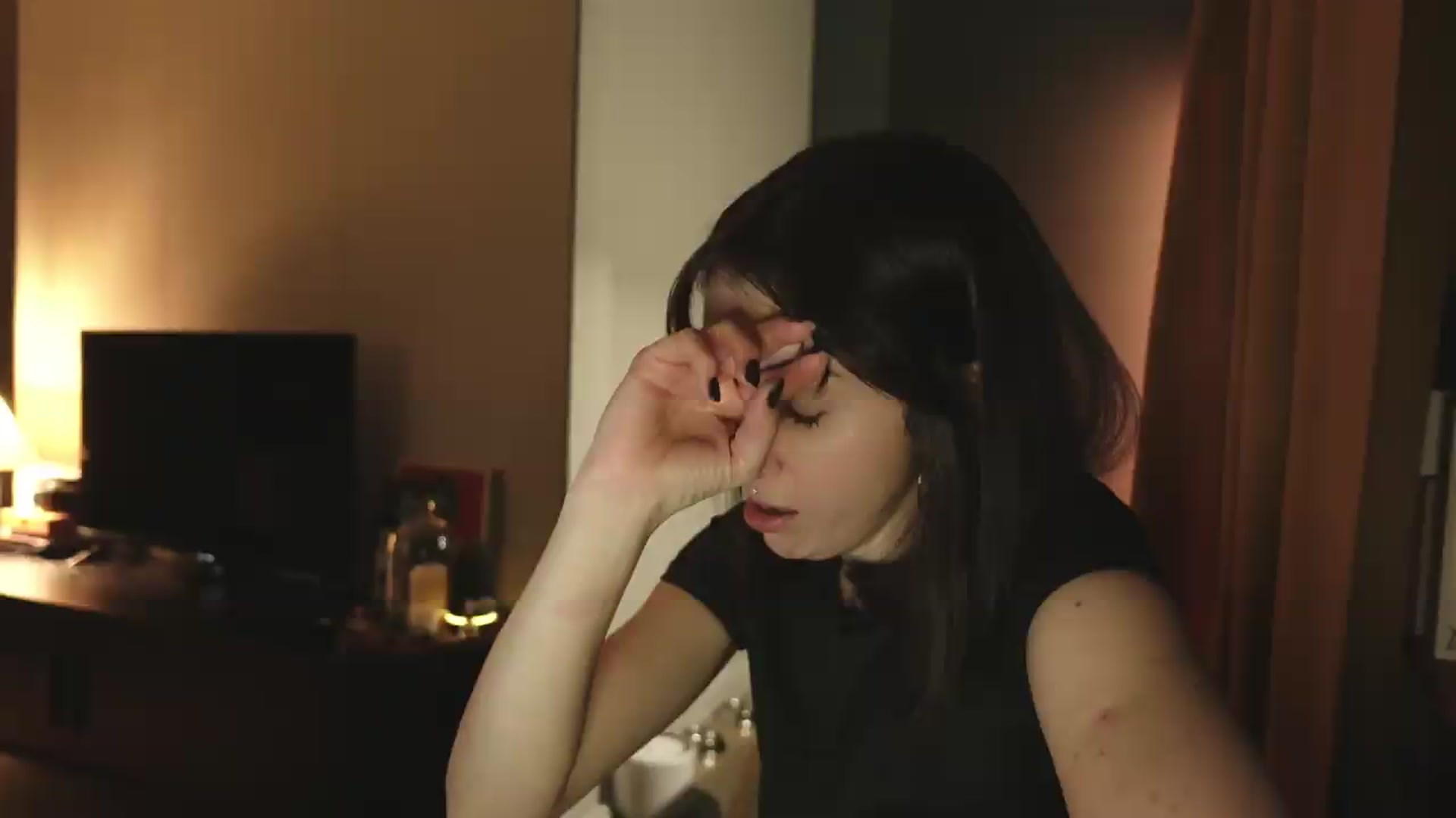 Gallery image thumbnail from Who_The's myfreecams stream on, 05/16/2026, 23:26 image 16 of 20