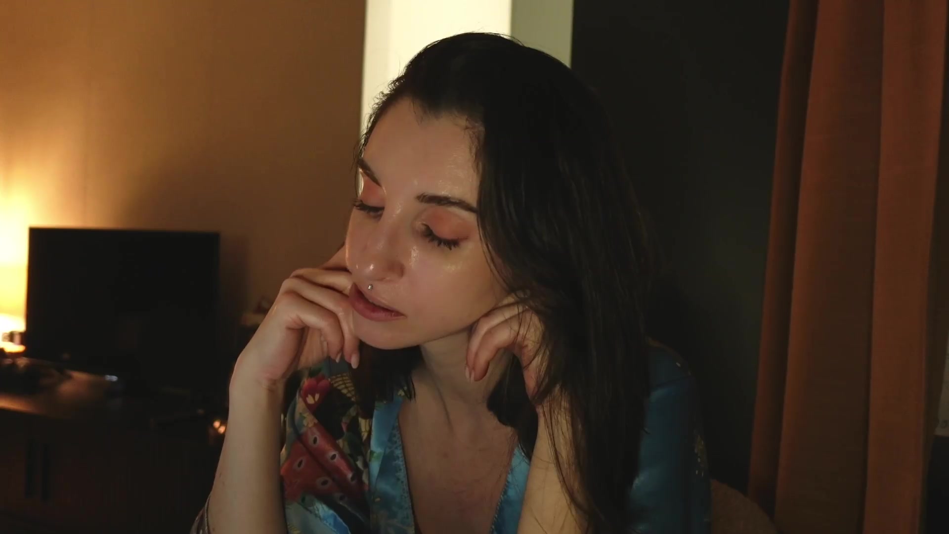 Gallery image thumbnail from Who_The's myfreecams stream on, 06/21/2026, 01:09 image 12 of 20