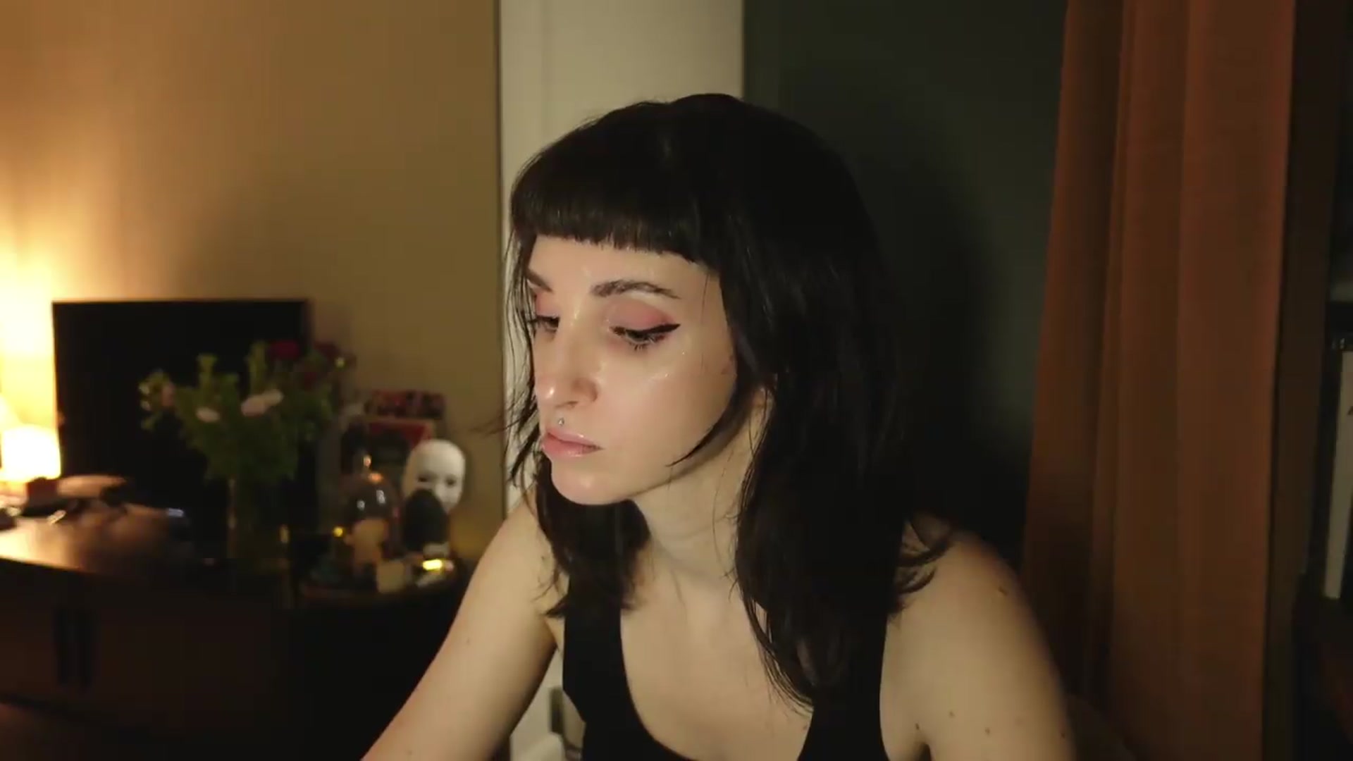Gallery image thumbnail from Who_The's myfreecams stream on, 08/29/2026, 23:56 image 17 of 20