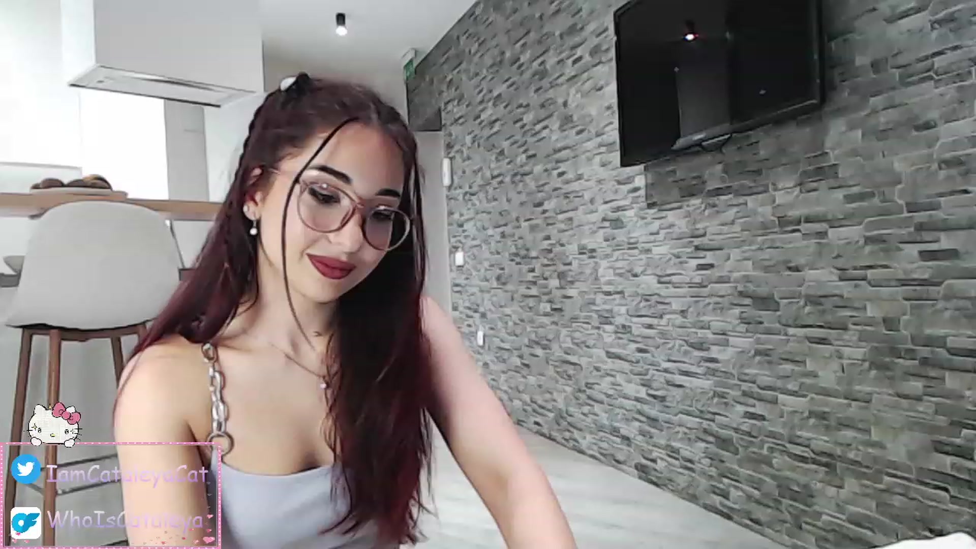 Gallery image thumbnail from WhoisCataleya's myfreecams stream on, 03/20/2023, 21:12 image 5 of 20