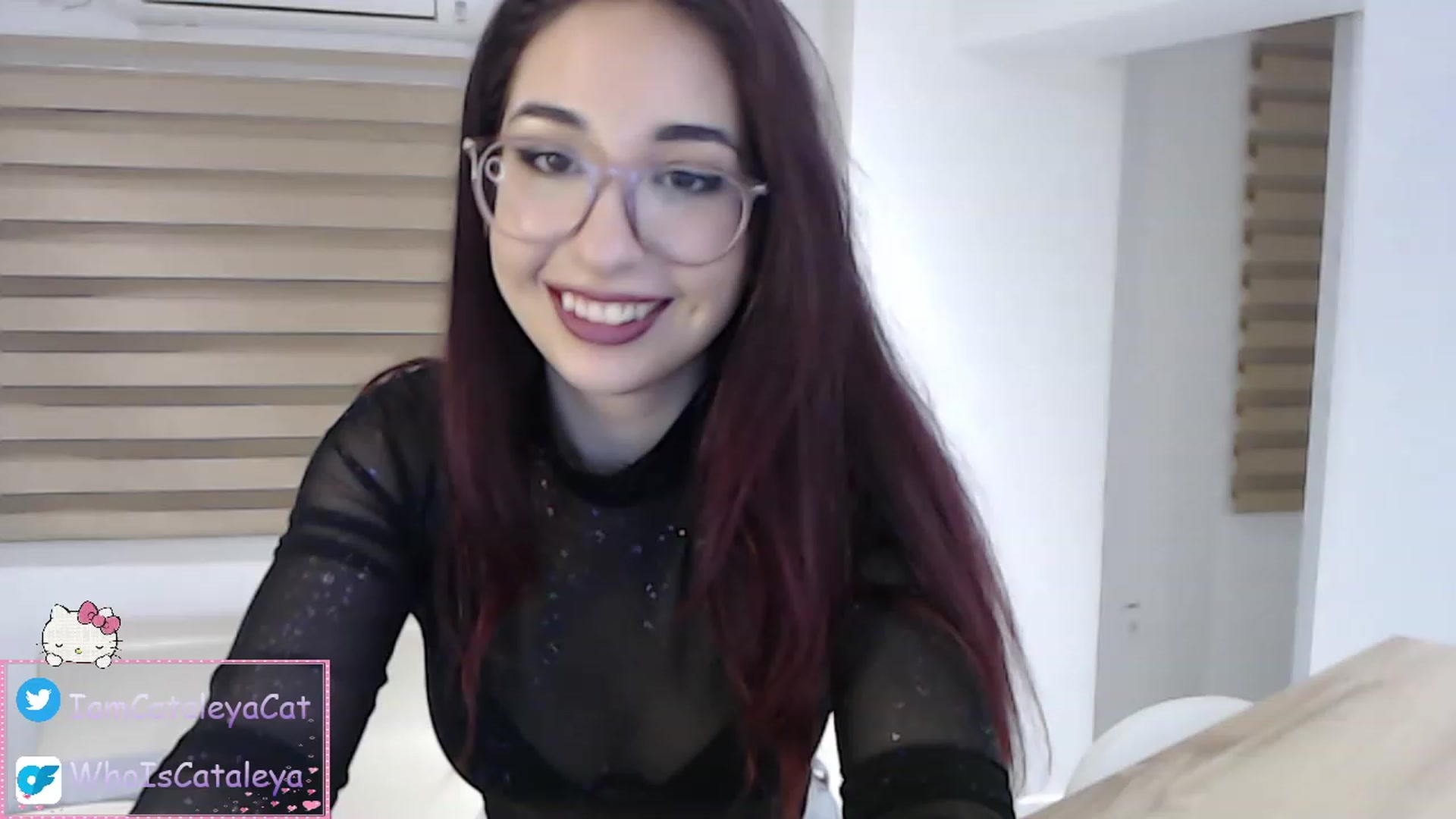 Gallery image thumbnail from WhoisCataleya's myfreecams stream on, 03/25/2023, 21:39 image 16 of 20