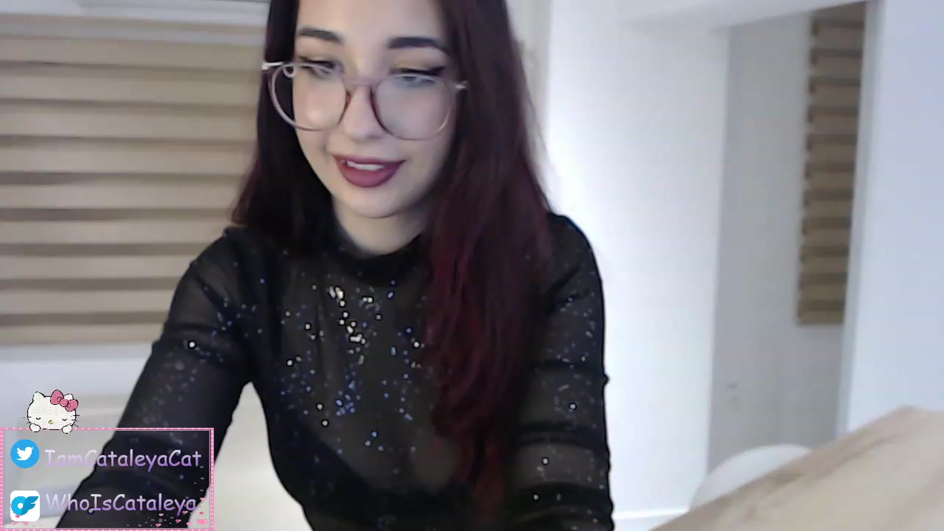 Gallery image thumbnail from WhoisCataleya's myfreecams stream on, 03/25/2023, 21:39 image 4 of 20