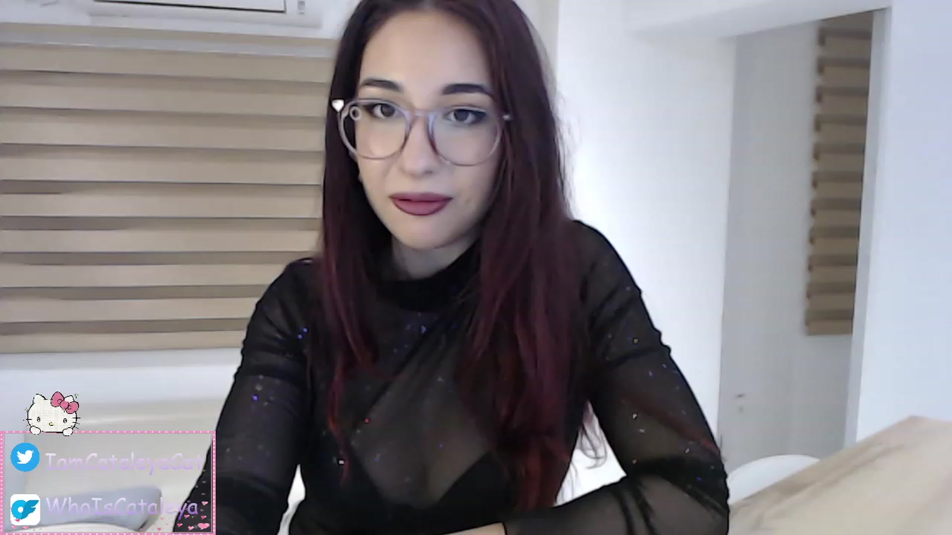 Gallery image thumbnail from WhoisCataleya's myfreecams stream on, 03/25/2023, 21:39 image 15 of 20