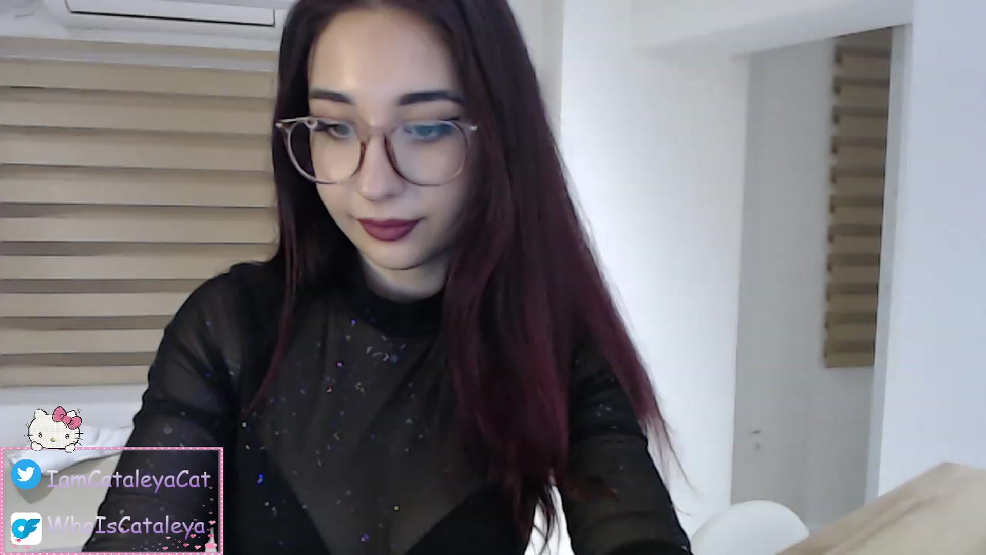 Gallery image thumbnail from WhoisCataleya's myfreecams stream on, 03/26/2023, 24:03 image 15 of 20