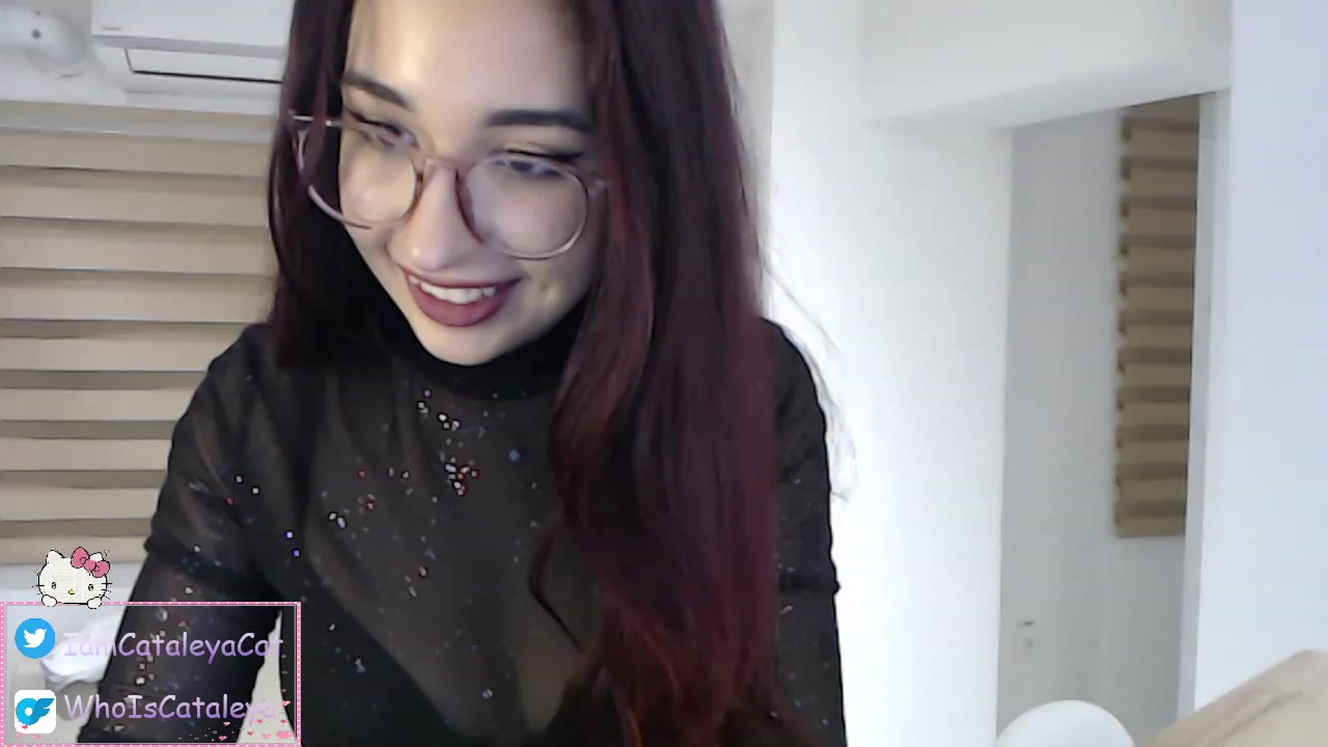 Gallery image thumbnail from WhoisCataleya's myfreecams stream on, 03/26/2023, 24:03 image 7 of 20