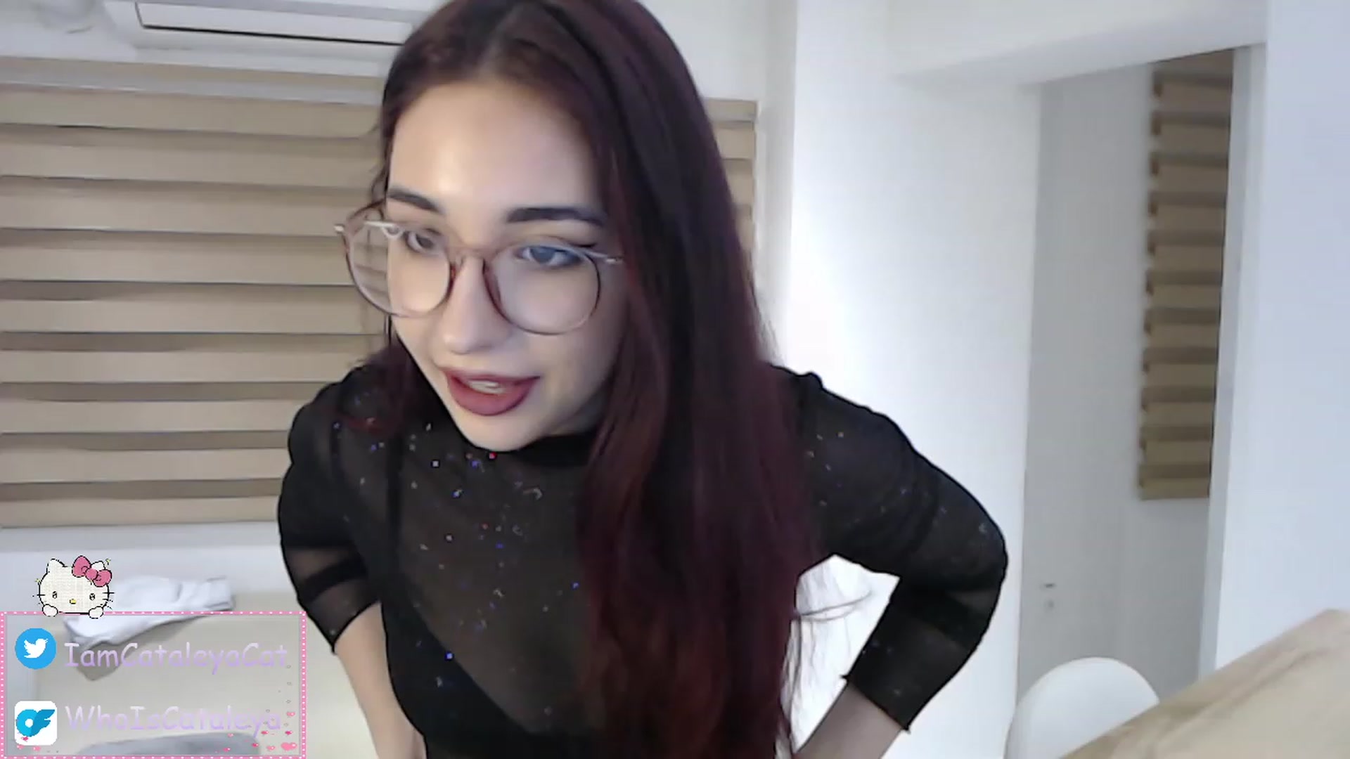 Gallery image thumbnail from WhoisCataleya's myfreecams stream on, 03/26/2023, 24:03 image 13 of 20