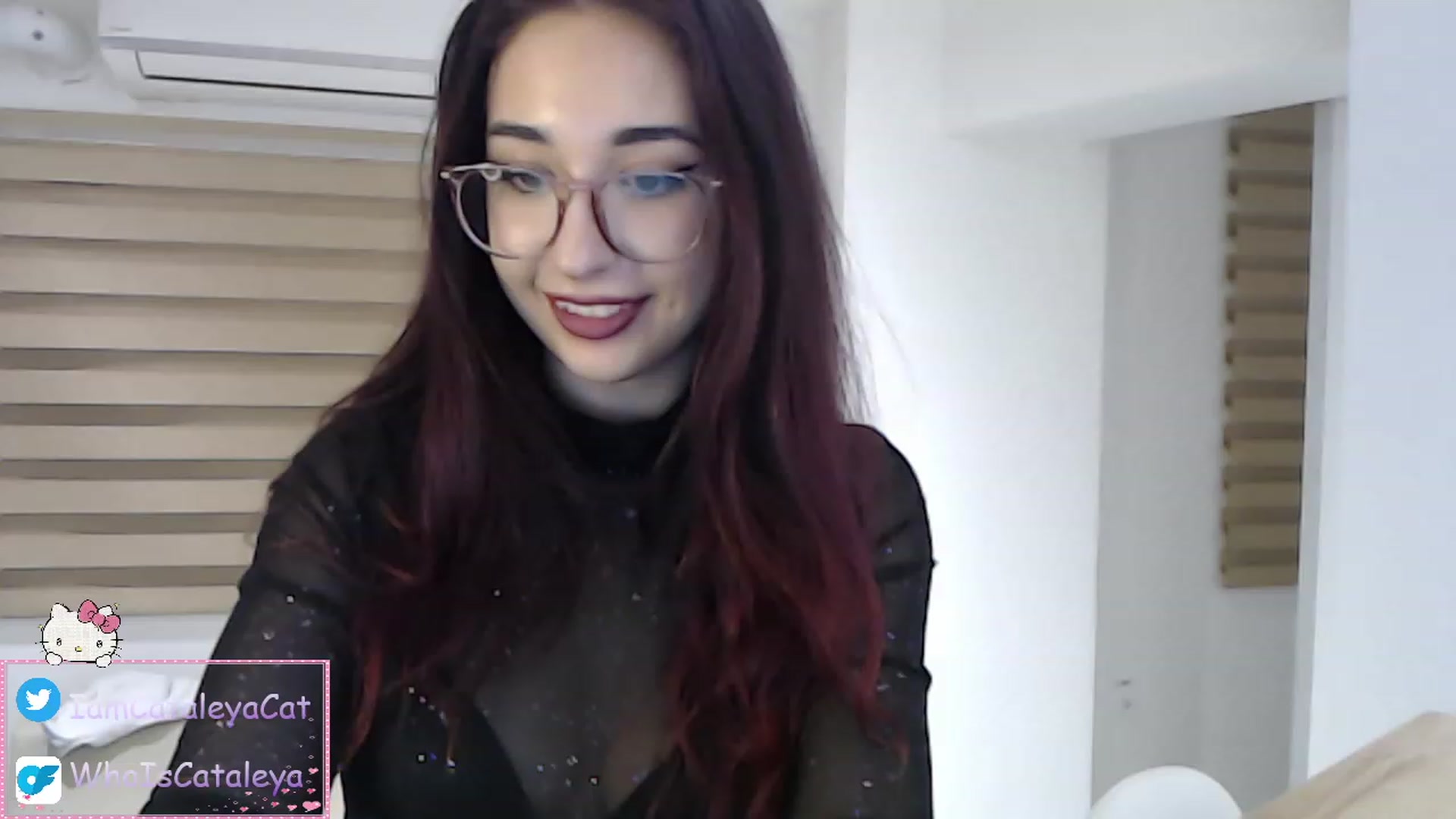 Gallery image thumbnail from WhoisCataleya's myfreecams stream on, 03/26/2023, 24:03 image 9 of 20
