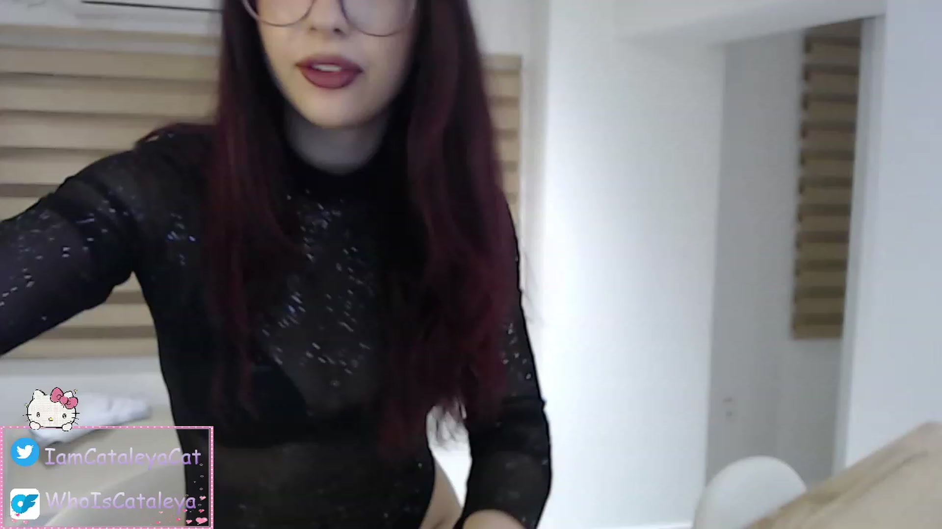 Gallery image thumbnail from WhoisCataleya's myfreecams stream on, 03/26/2023, 24:03 image 11 of 20