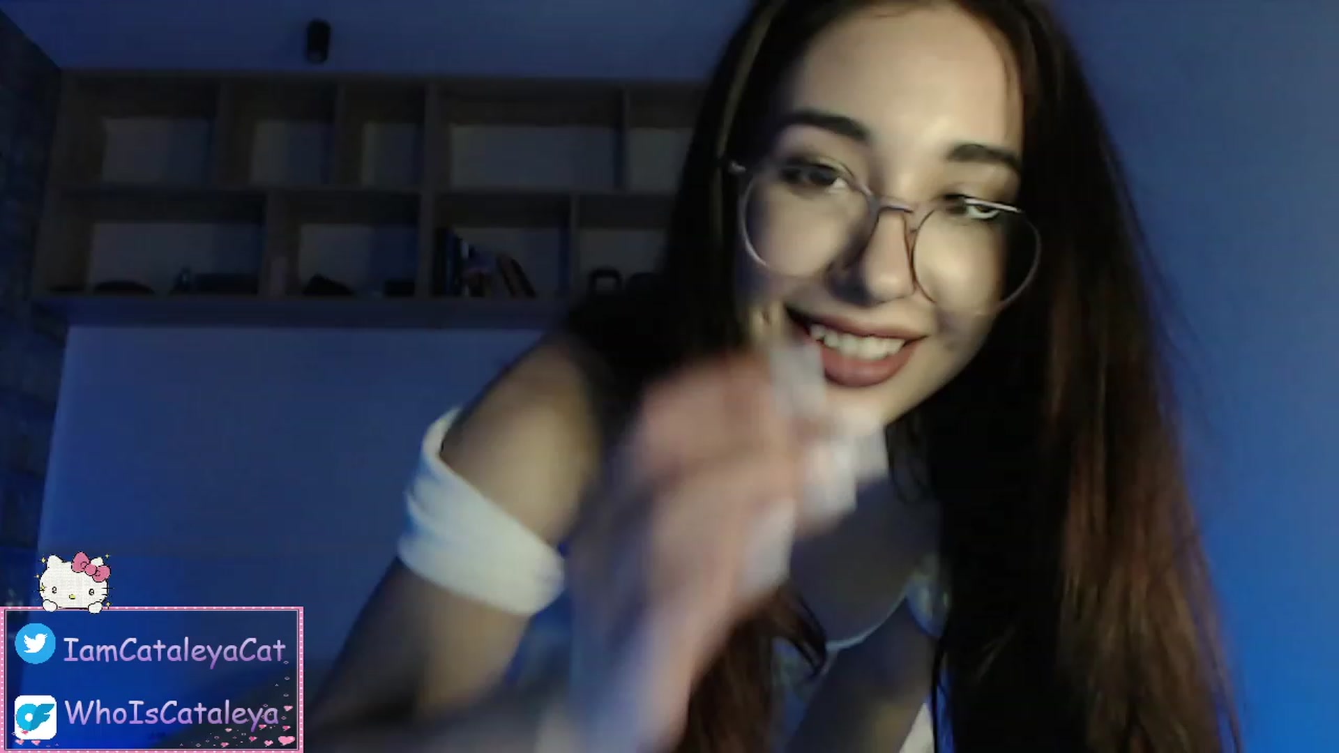 Gallery image thumbnail from WhoisCataleya's myfreecams stream on, 03/28/2023, 20:08 image 12 of 20