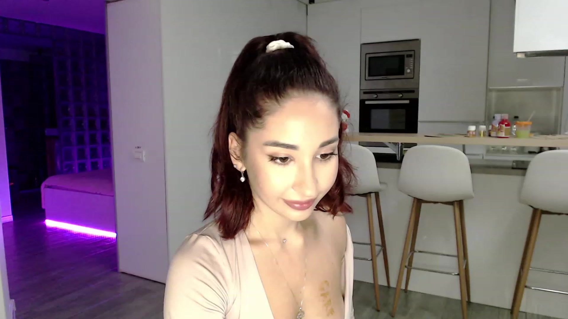 Gallery image thumbnail from WhoisCataleya's myfreecams stream on, 06/24/2023, 20:40 image 9 of 20