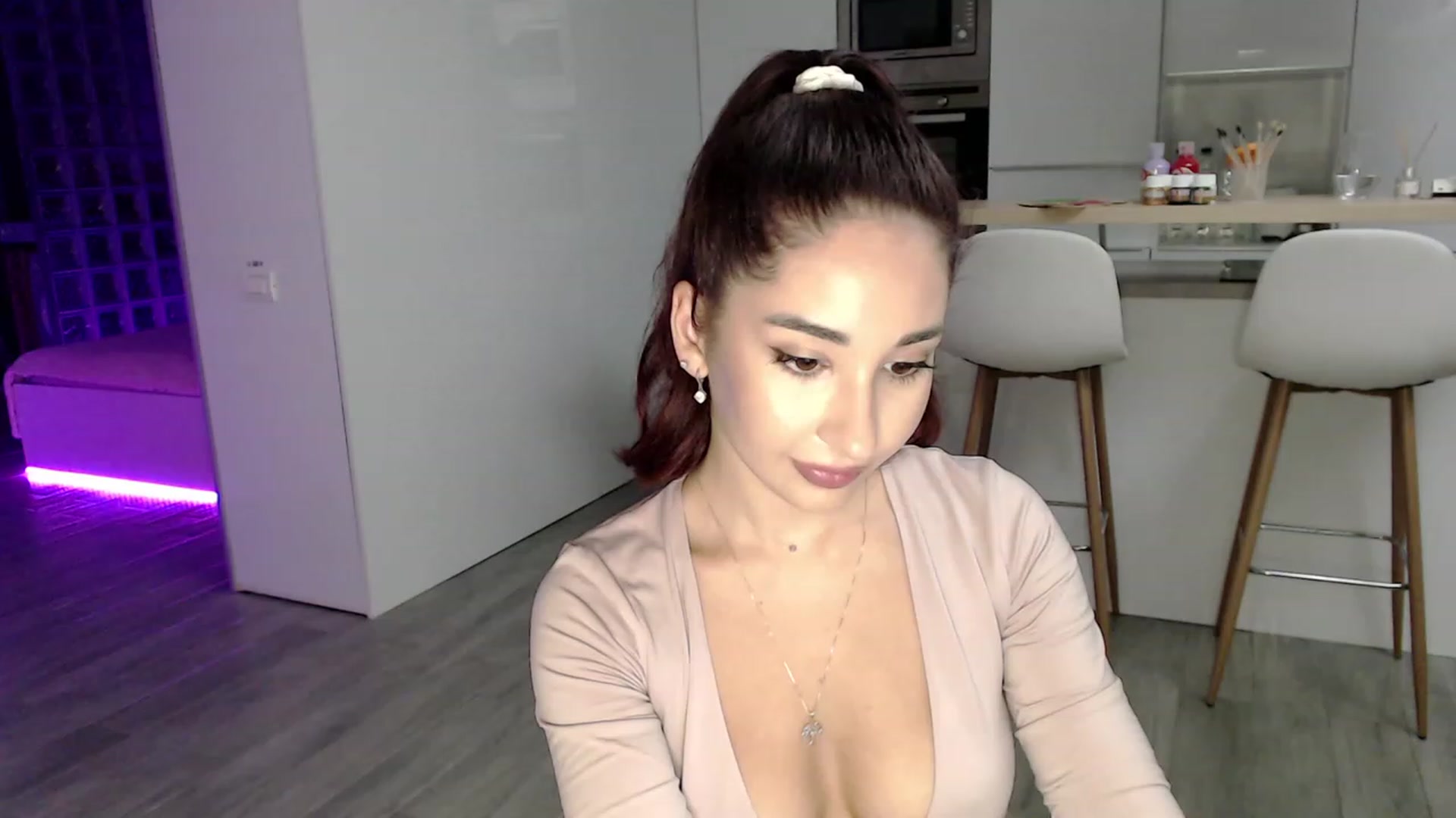 Gallery image thumbnail from WhoisCataleya's myfreecams stream on, 06/24/2023, 20:40 image 2 of 20