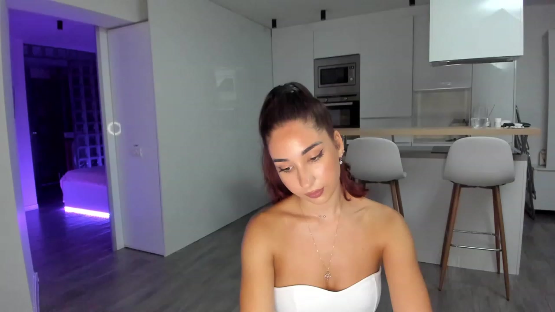 Gallery image thumbnail from WhoisCataleya's myfreecams stream on, 07/19/2023, 19:16 image 1 of 20