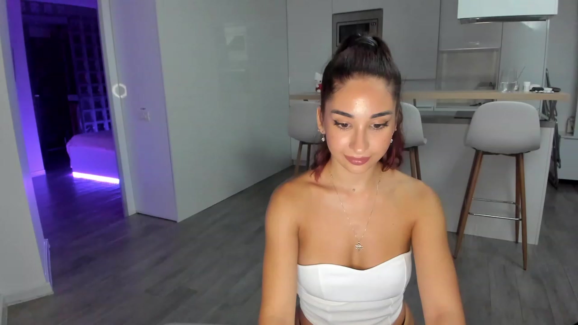 Gallery image thumbnail from WhoisCataleya's myfreecams stream on, 07/19/2023, 20:50 image 7 of 20