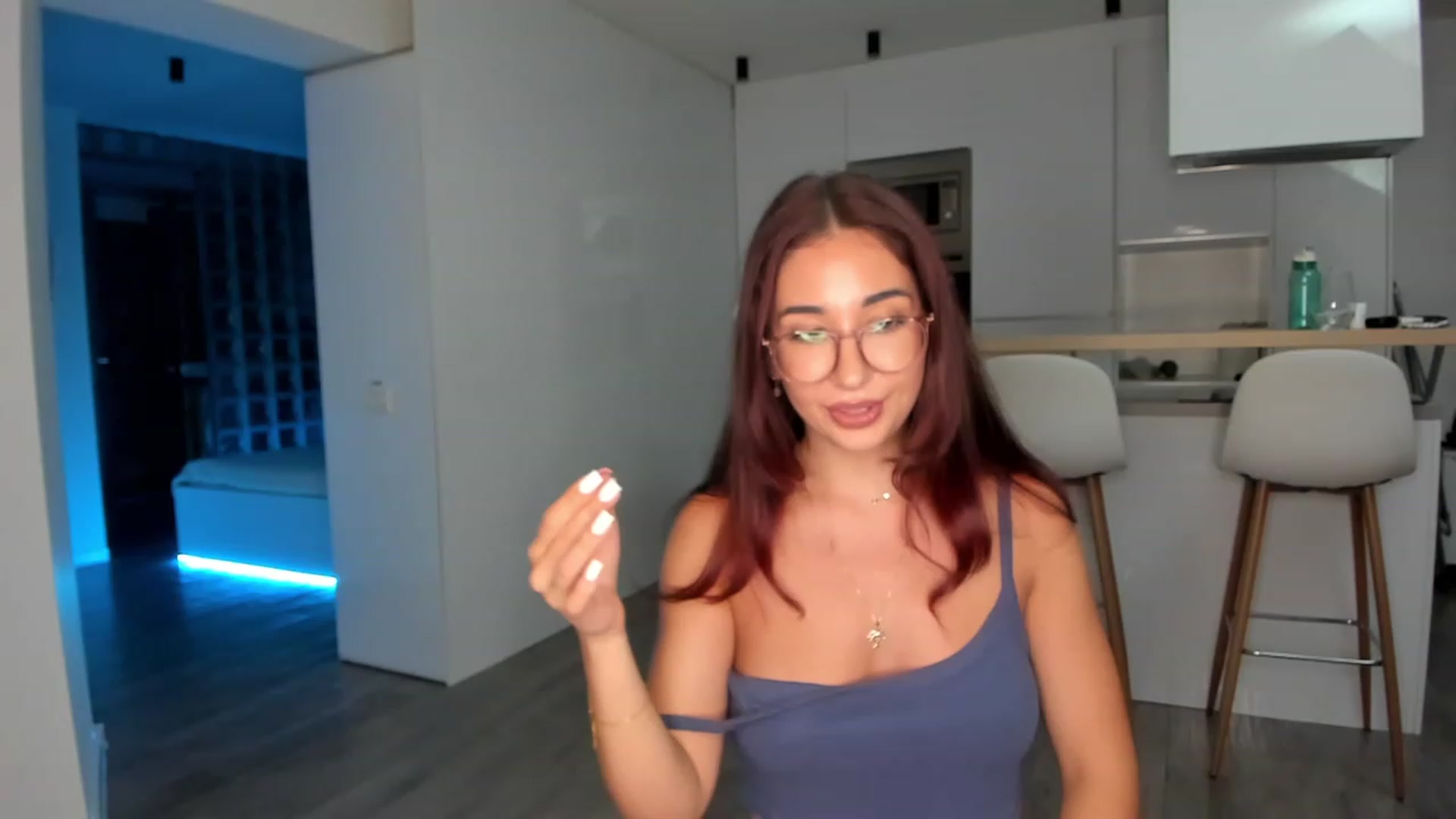 Gallery image thumbnail from WhoisCataleya's myfreecams stream on, 07/22/2023, 20:56 image 13 of 20