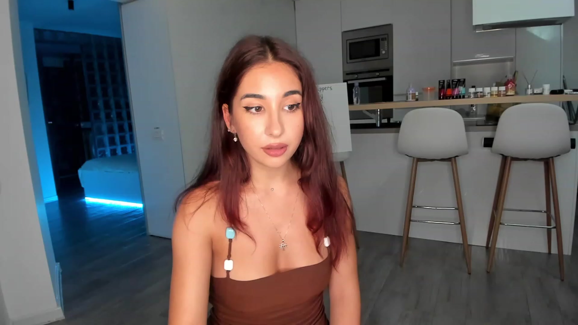 Gallery image thumbnail from WhoisCataleya's myfreecams stream on, 07/23/2023, 23:11 image 1 of 20
