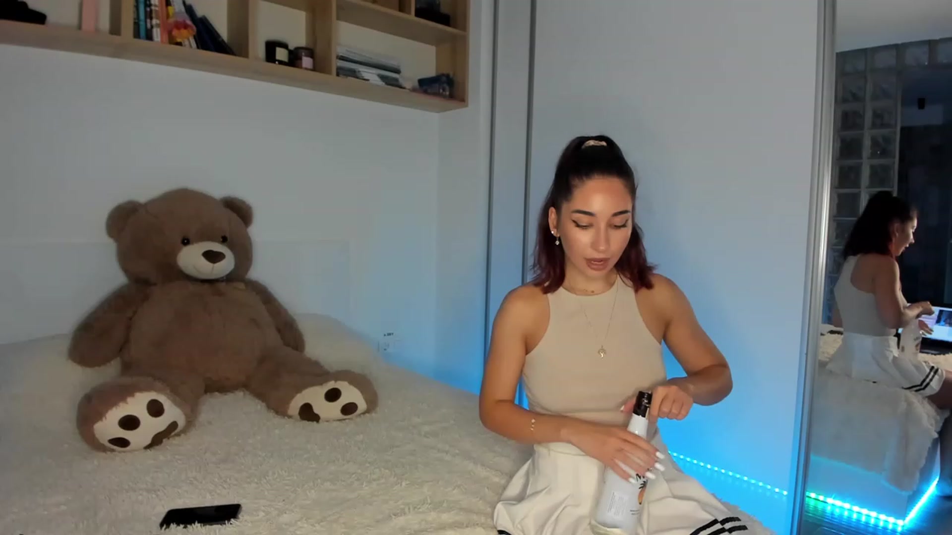 Gallery image thumbnail from WhoisCataleya's myfreecams stream on, 07/29/2023, 21:13 image 2 of 20