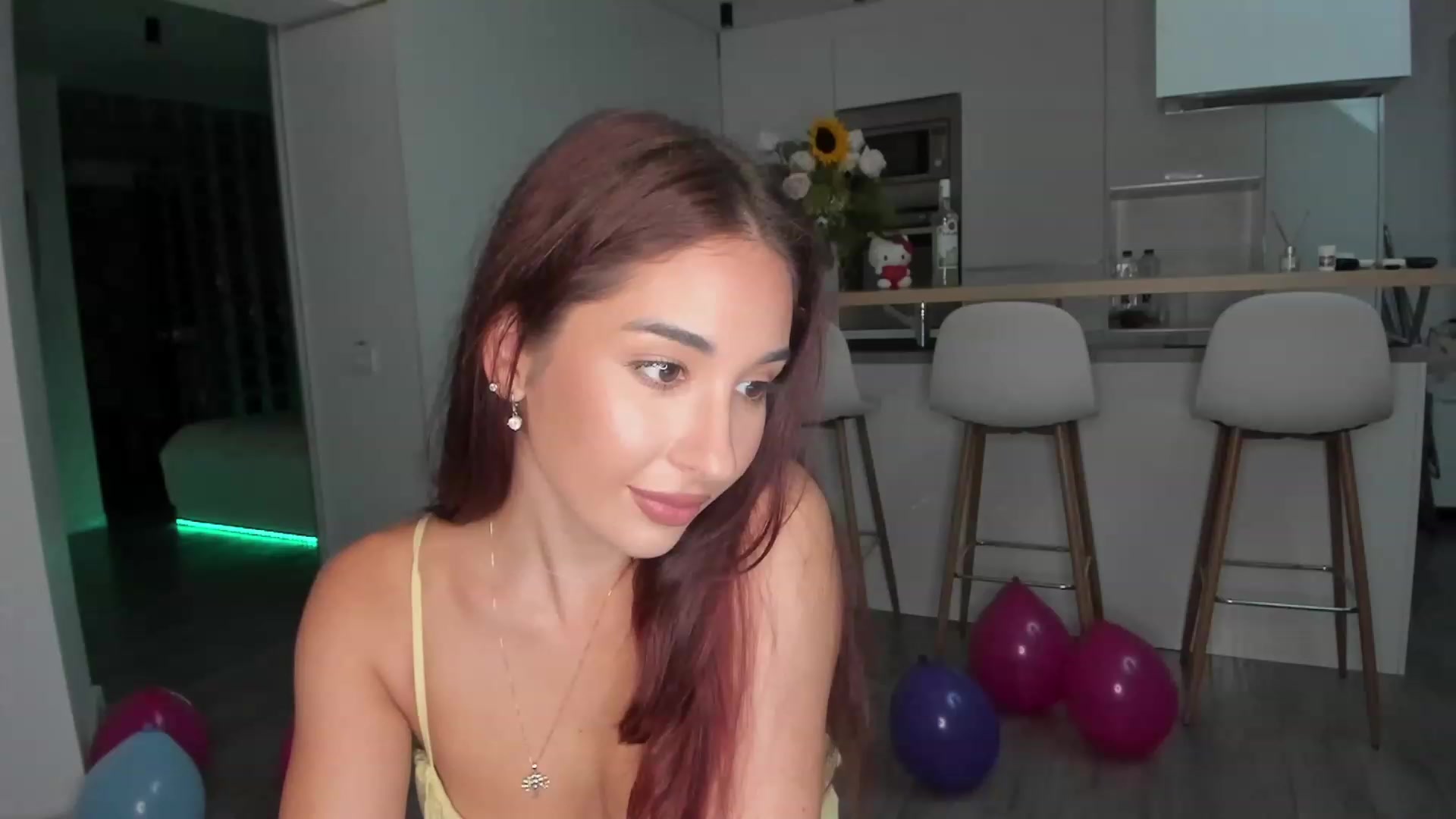 Gallery image thumbnail from WhoisCataleya's myfreecams stream on, 08/06/2023, 20:22 image 12 of 20