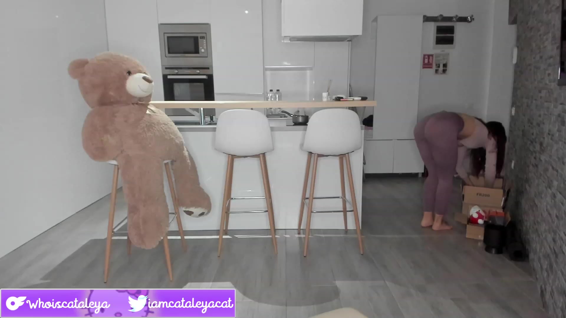 Gallery image thumbnail from WhoisCataleya's myfreecams stream on, 08/12/2023, 23:13 image 3 of 20