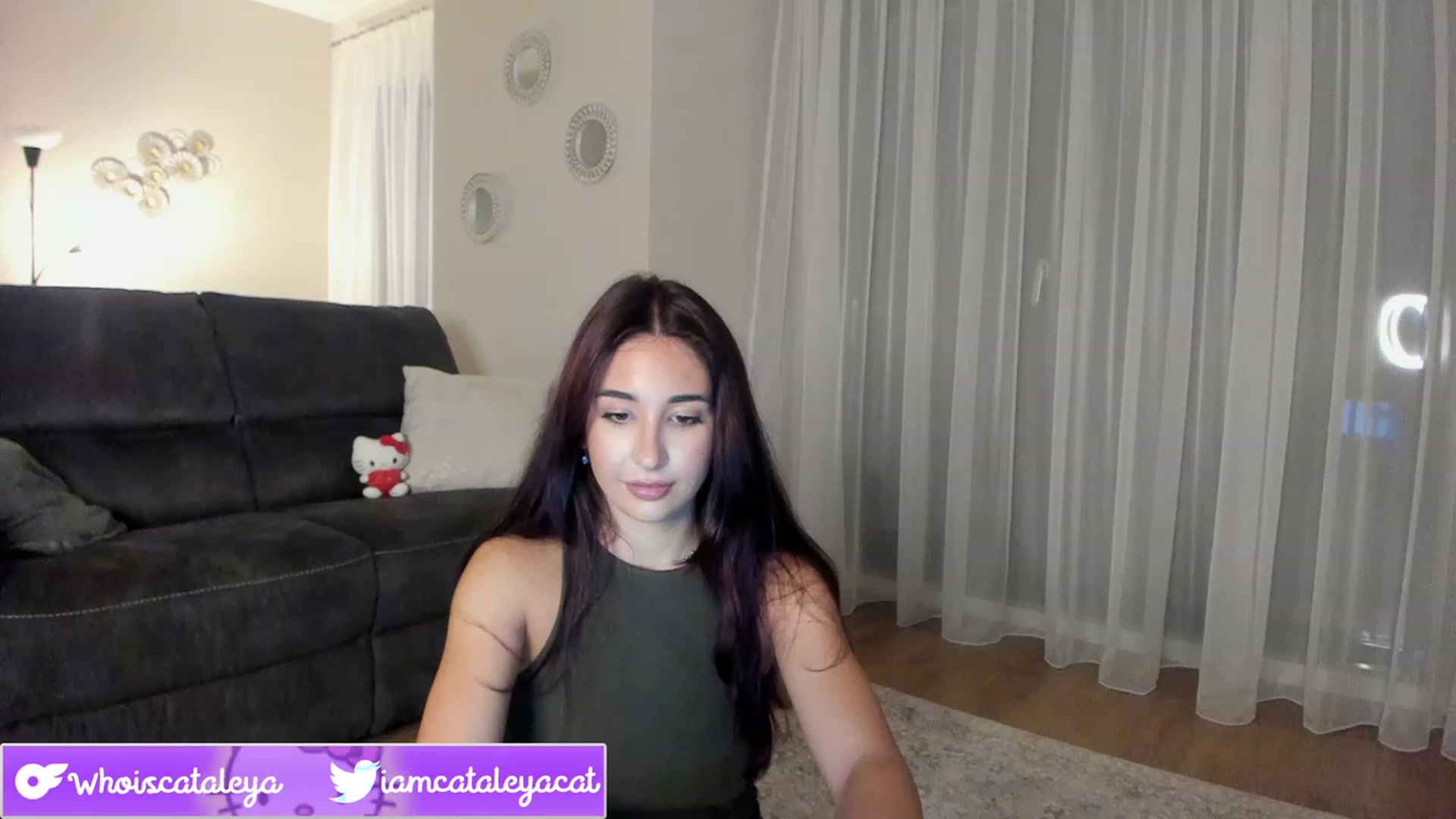 Gallery image thumbnail from WhoisCataleya's myfreecams stream on, 08/17/2023, 19:52 image 4 of 20
