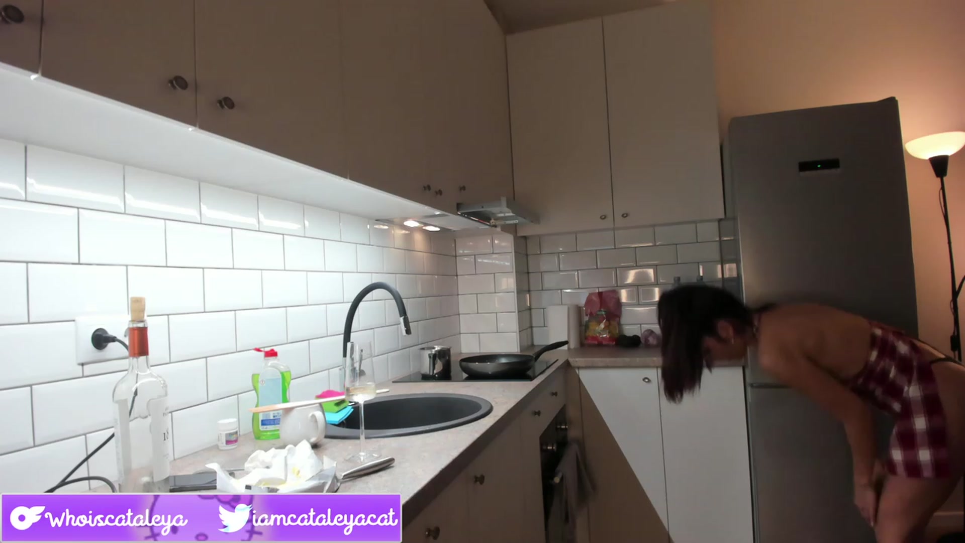 Gallery image thumbnail from WhoisCataleya's myfreecams stream on, 08/18/2023, 21:01 image 13 of 20
