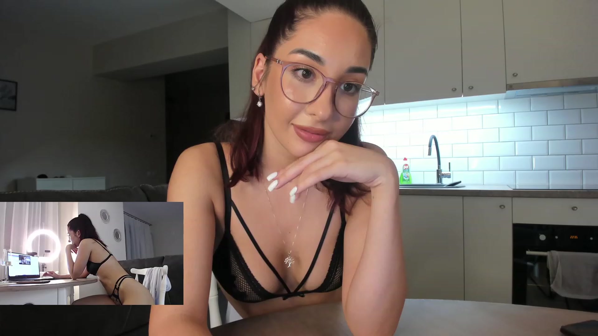 Gallery image thumbnail from WhoisCataleya's myfreecams stream on, 09/01/2023, 21:28 image 6 of 20