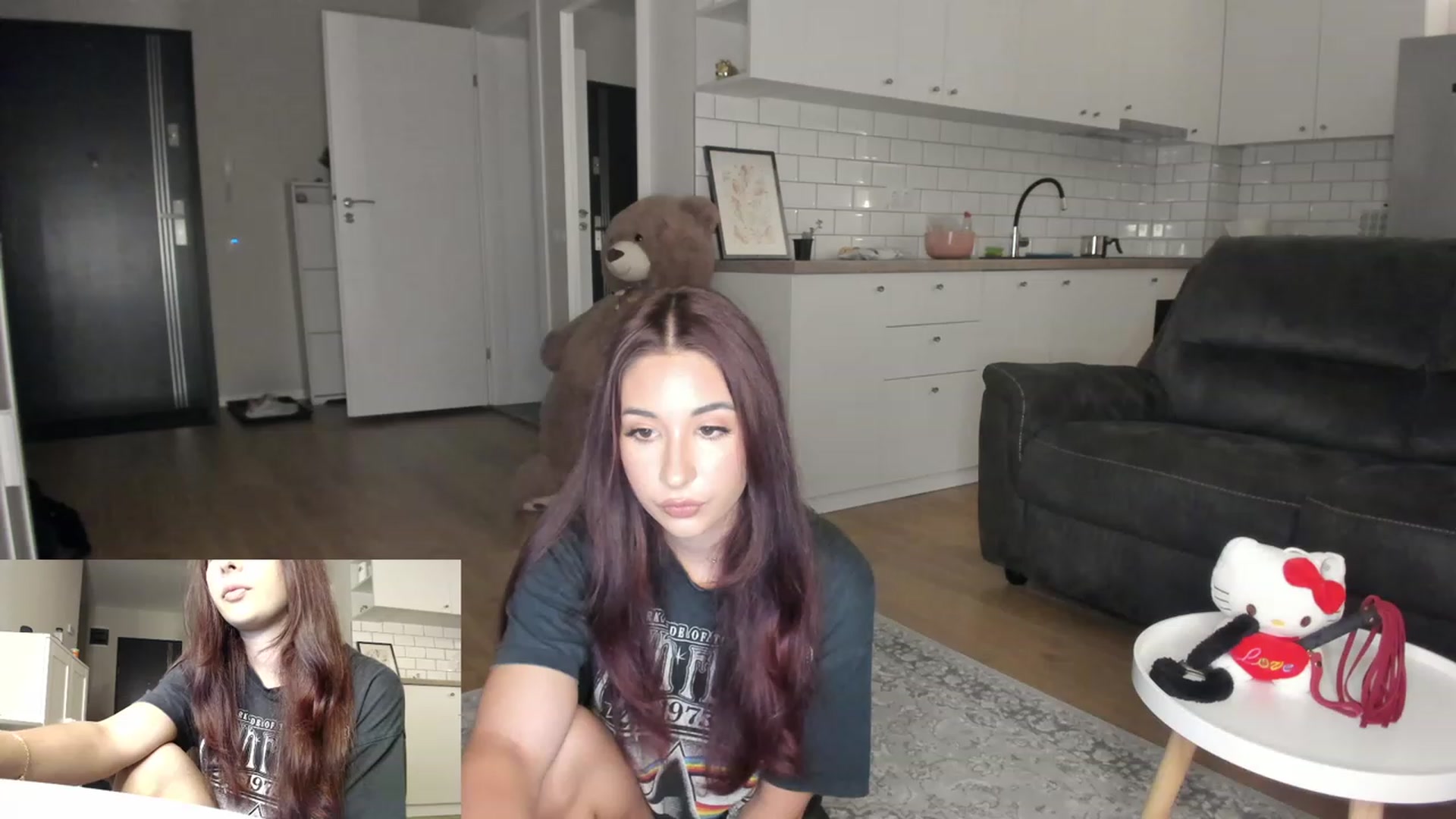 Gallery image thumbnail from WhoisCataleya's myfreecams stream on, 09/17/2023, 20:21 image 10 of 20