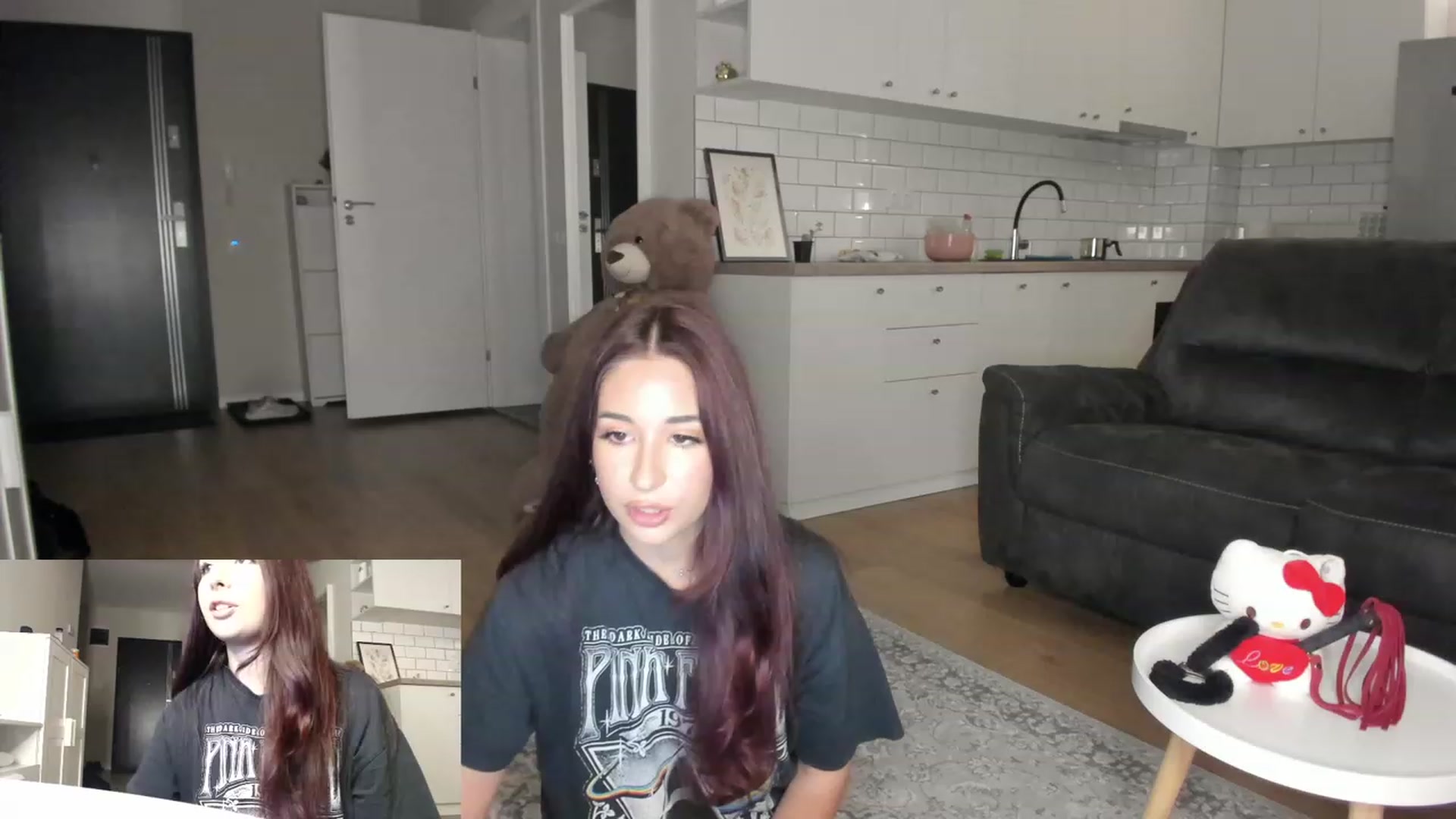Gallery image thumbnail from WhoisCataleya's myfreecams stream on, 09/17/2023, 20:21 image 4 of 20