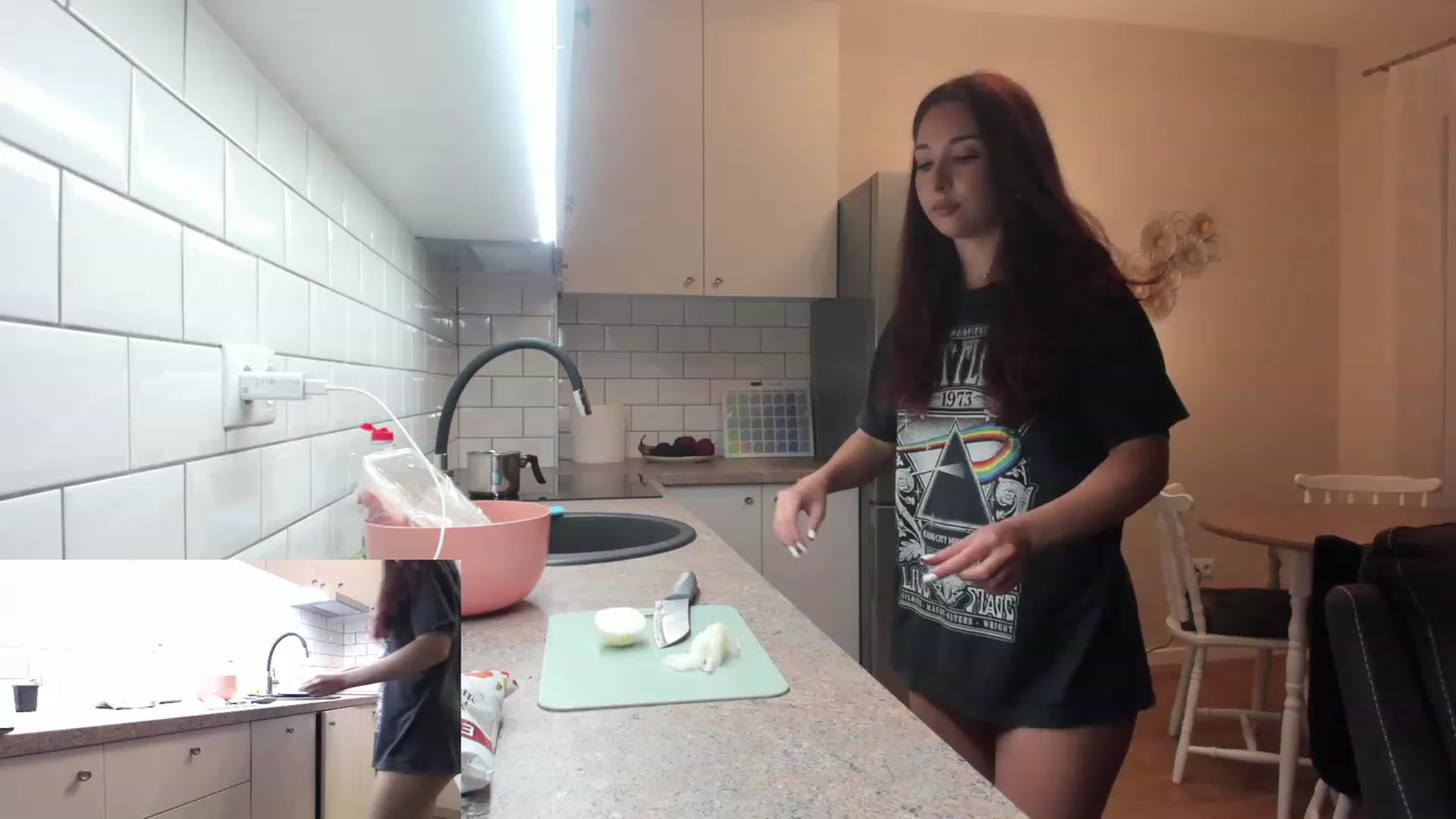 Gallery image thumbnail from WhoisCataleya's myfreecams stream on, 09/17/2023, 20:21 image 18 of 20
