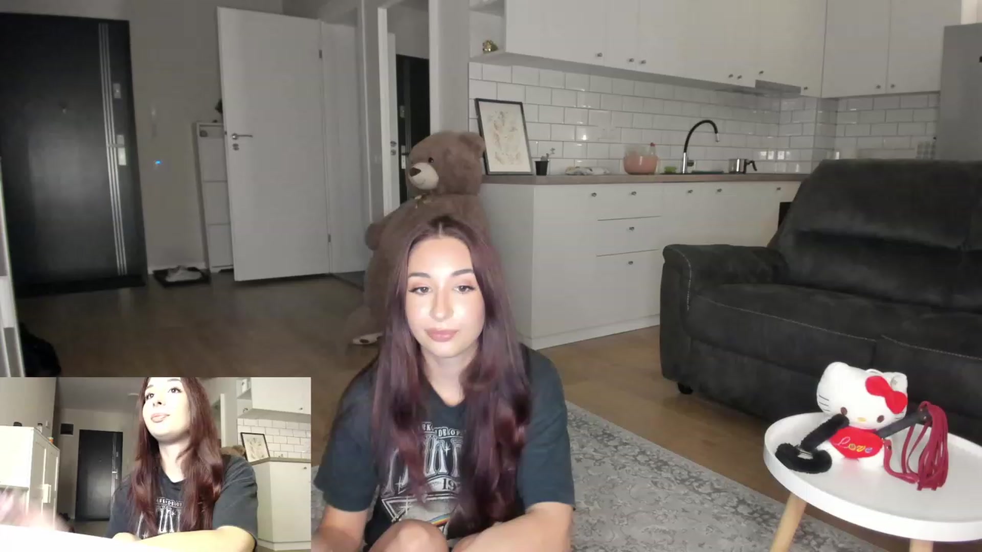 Gallery image thumbnail from WhoisCataleya's myfreecams stream on, 09/17/2023, 20:21 image 8 of 20