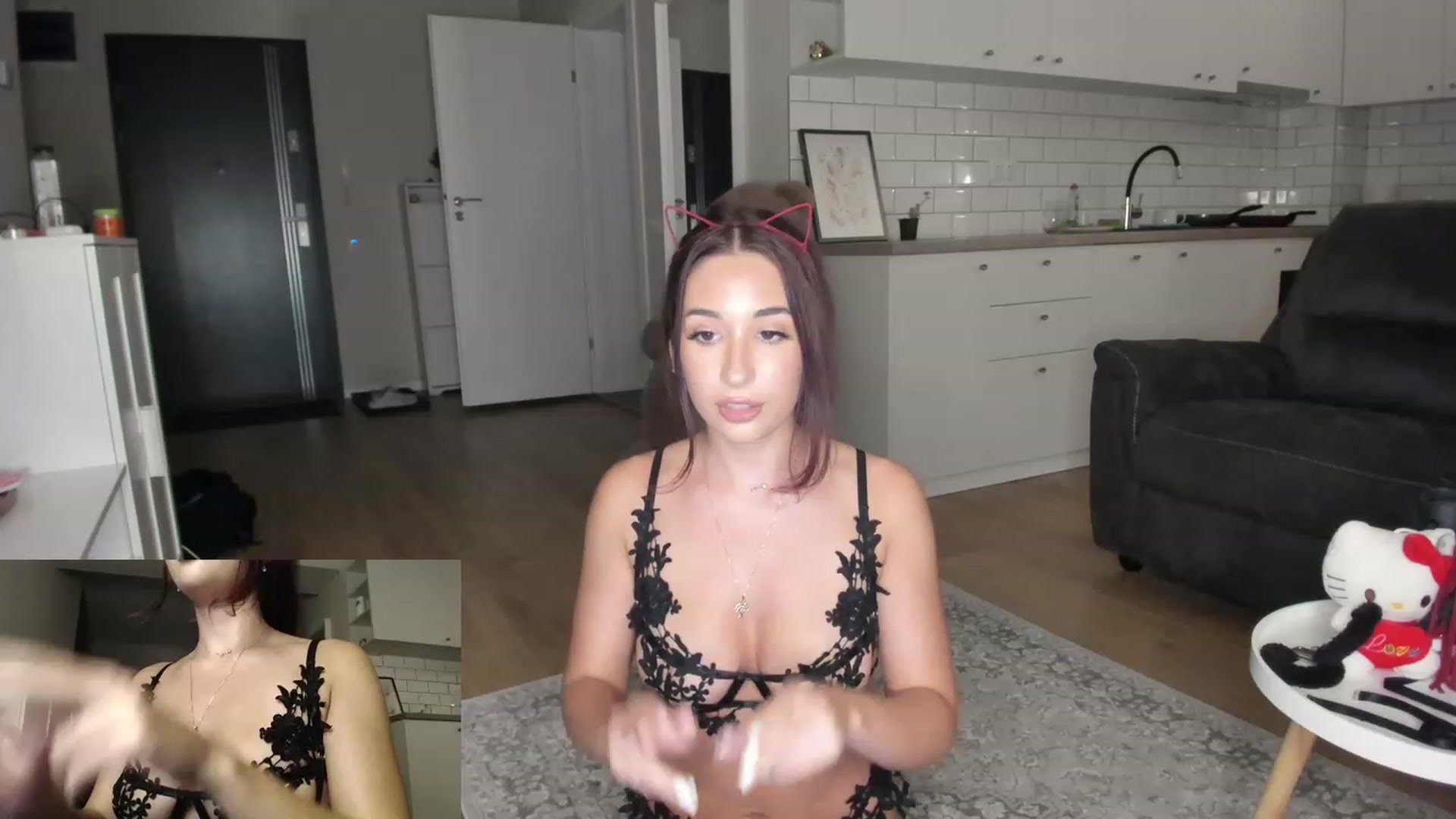 Gallery image thumbnail from WhoisCataleya's myfreecams stream on, 09/17/2023, 23:24 image 11 of 20