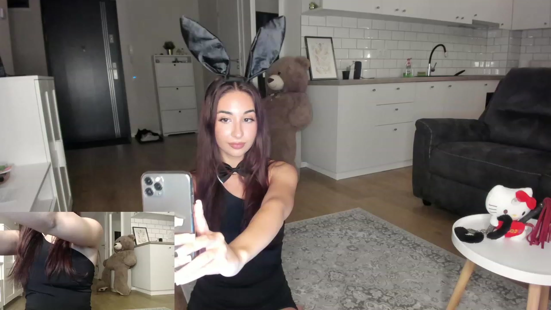 Gallery image thumbnail from WhoisCataleya's myfreecams stream on, 09/20/2023, 21:23 image 17 of 20