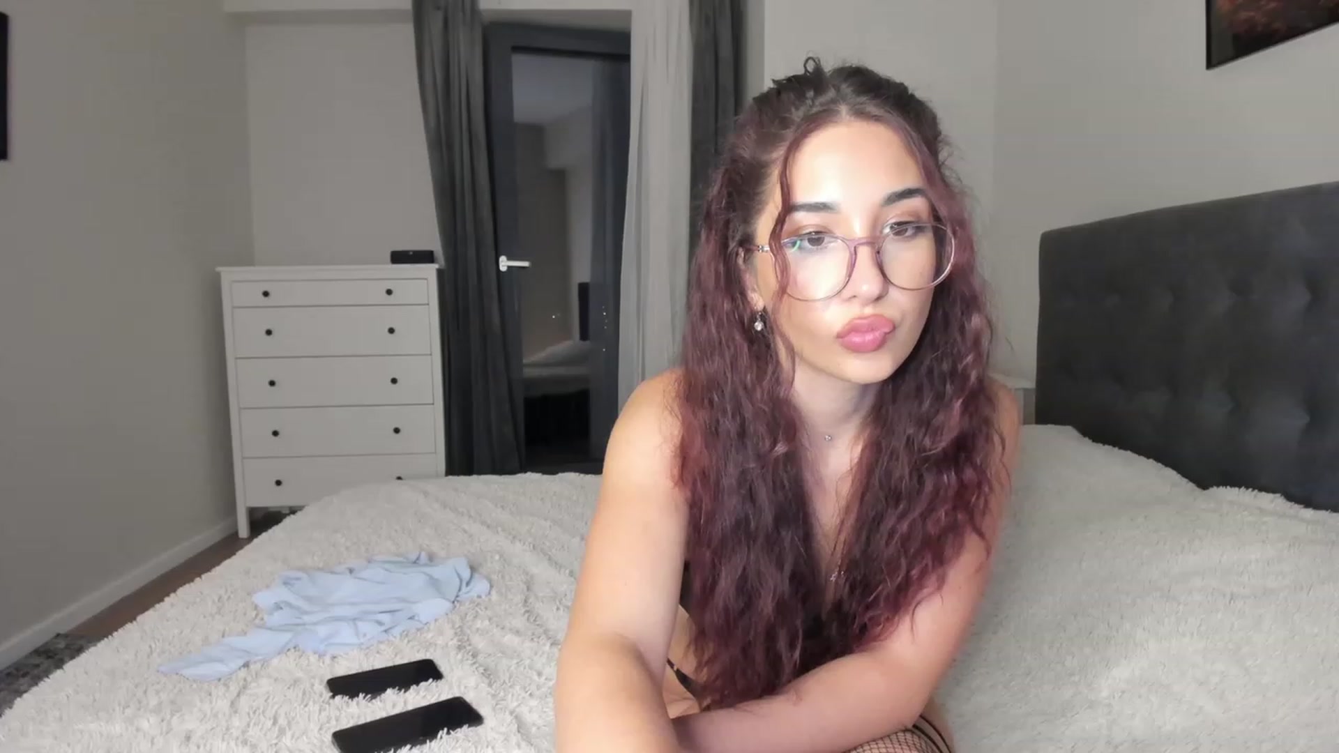 Gallery image thumbnail from WhoisCataleya's myfreecams stream on, 09/24/2023, 22:25 image 8 of 20